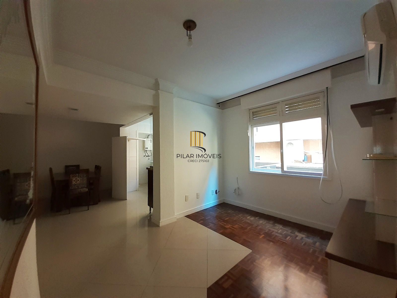 Apartamento de dois quartos no bairro Menino Deus em Porto Alegre