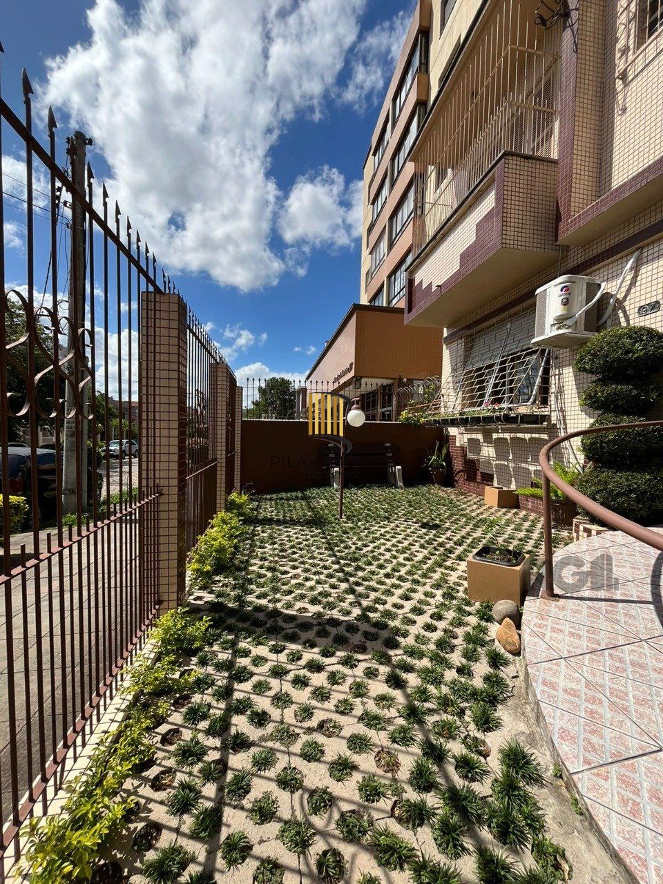 Apartamento 2 Dormitório(s) Bairro Partenon