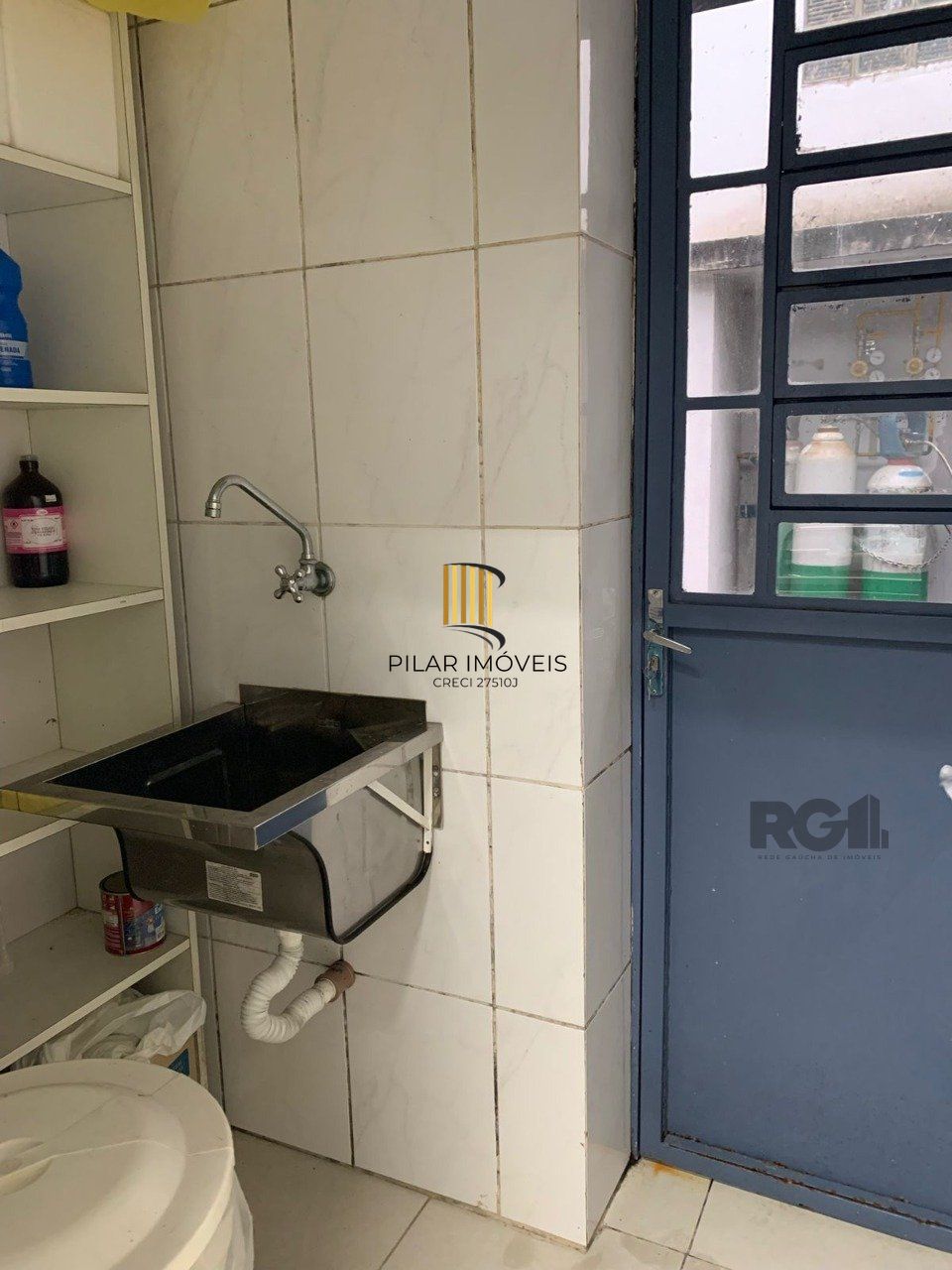 Prédio Comercial no bairro Bom Fim
