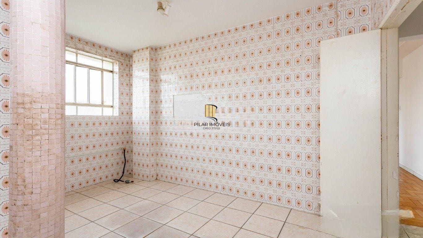 Apartamento de 2 quartos no bairro São Geraldo em Porto Alegre
