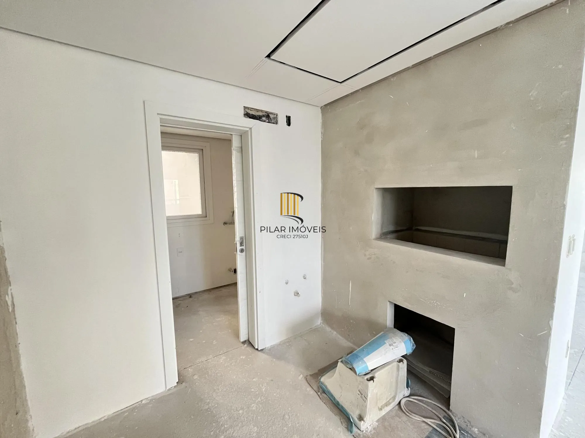 Apartamento com 3 suítes no bairro São João em Porto Alegre