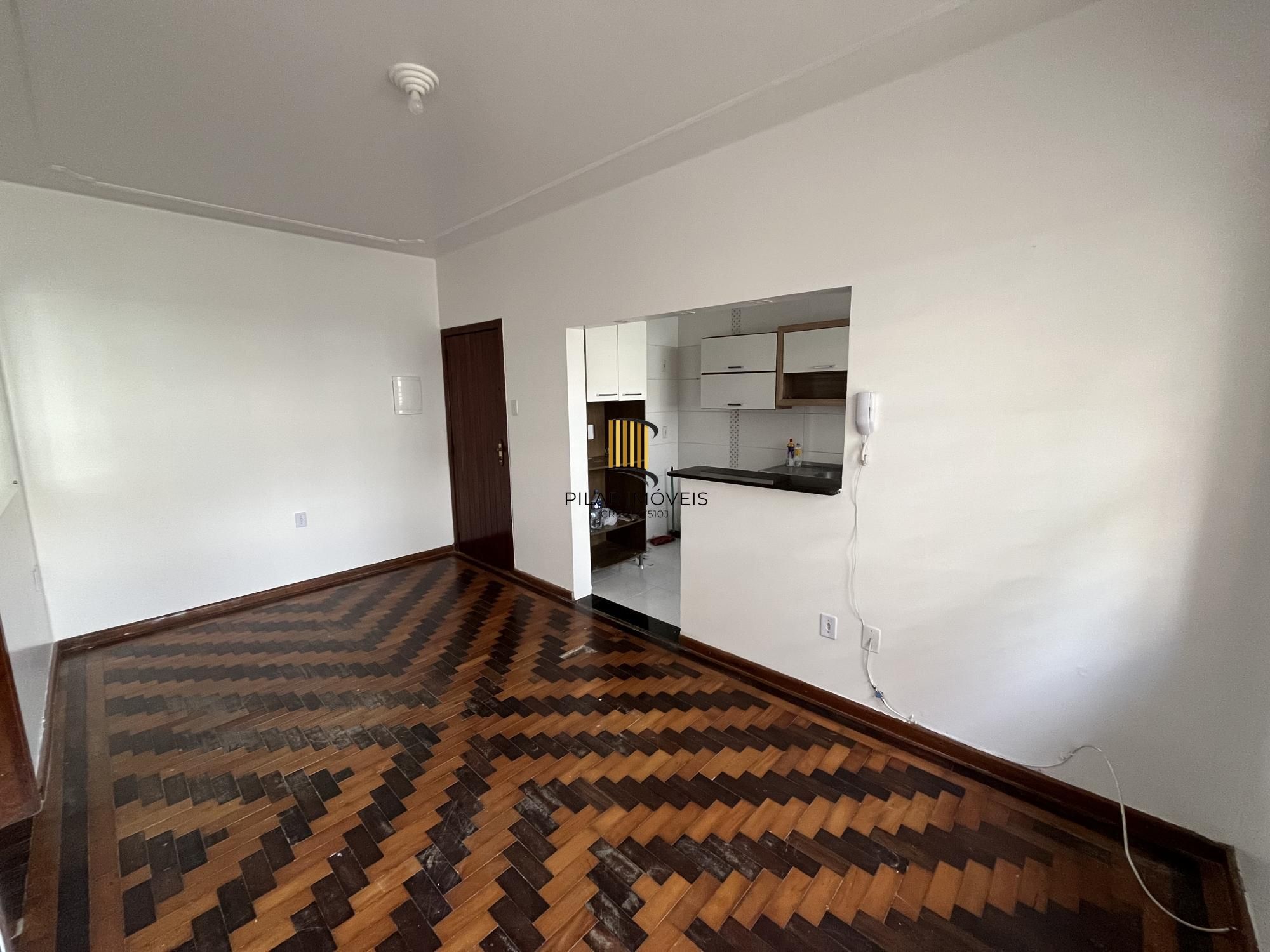 Apartamento térreo de 2 quartos no bairro Menino Deus em Porto Alegre