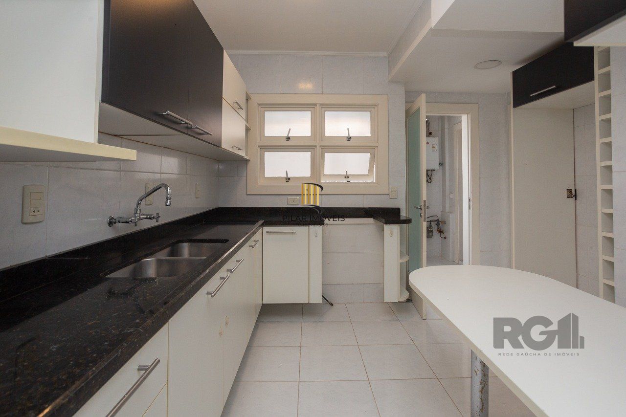 Apartamento de 3 quartos reformado no coração do bairro Bom Fim, Porto Alegre
