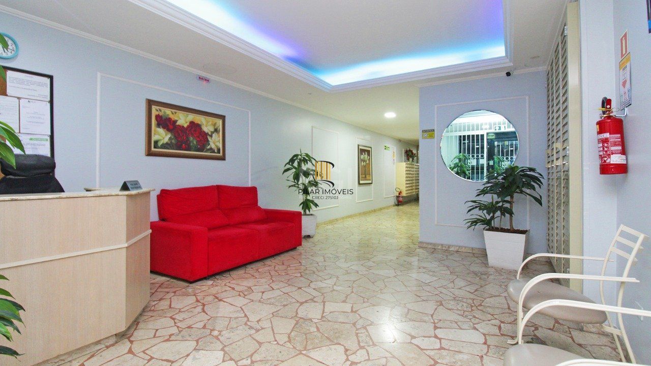 Excelente apartamento de 1 (um) quarto no bairro Centro, da cidade de Porto Alegre , na Av. Borges de Medeiros, 652 . Apartamento amplo e muito bem localizado, em localização nobre na Av. Borges d