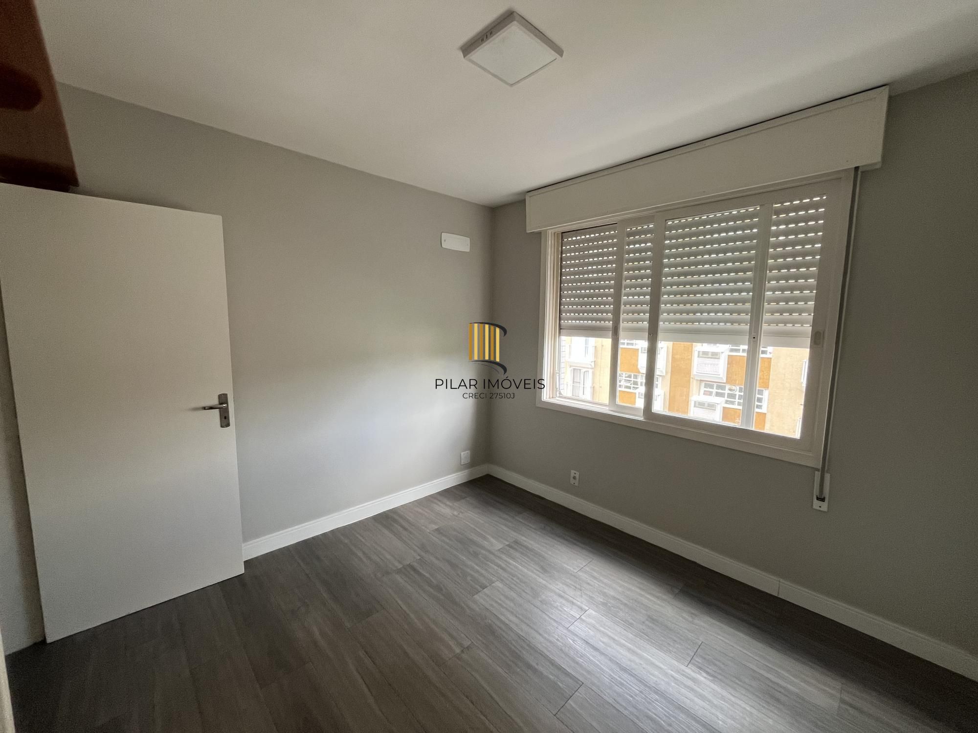 Apartamento de 3 quartos, suíte e 1 vaga de garagem no bairro Menino Deus em POA