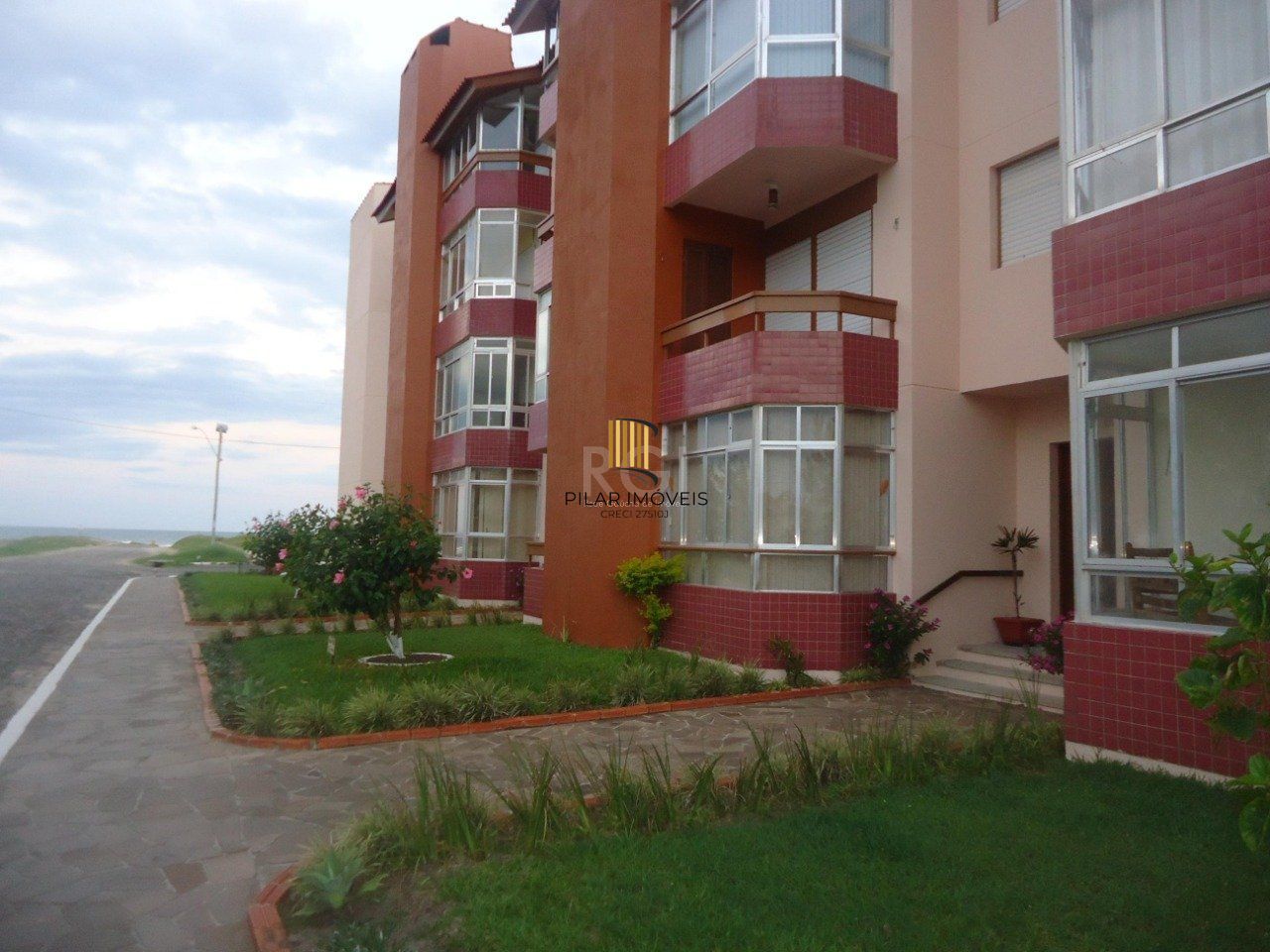 Apartamento para Venda - 32.31m², 1 dormitório, 1 vaga - Capão Novo