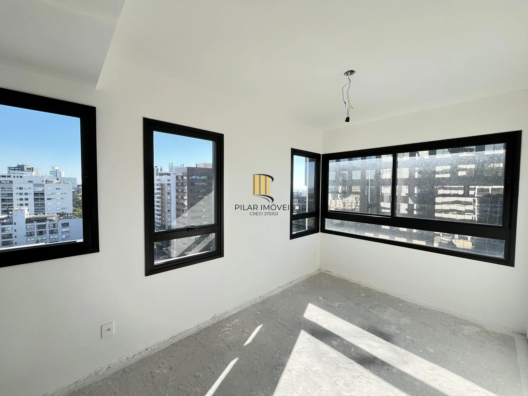 Apartamento de 1 quarto e 1 vaga de garagem no GO CARLOS GOMES