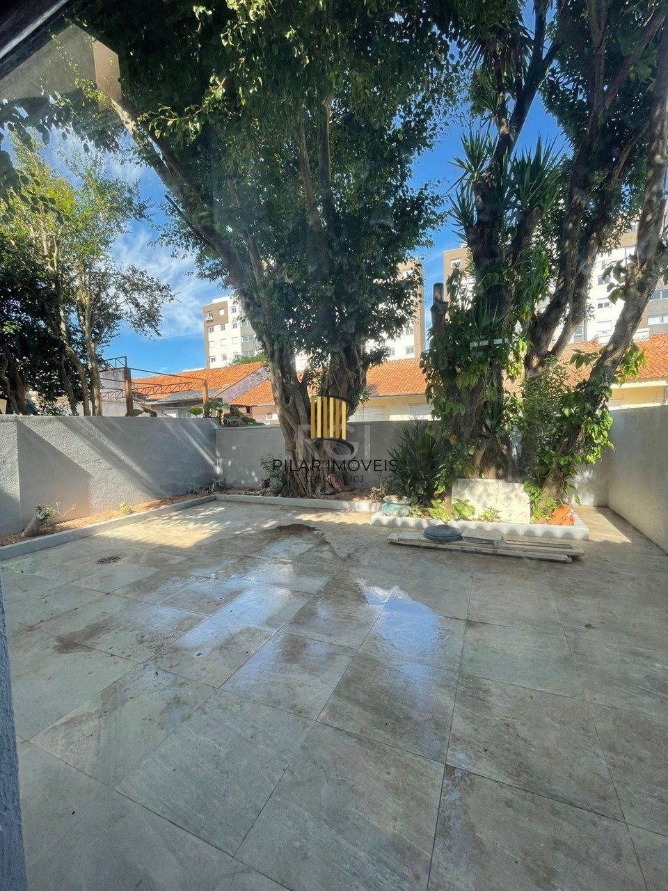 Casa Condominio, 3 dormitórios, sendo 3 suites, 2 vagas - Santo Antonio