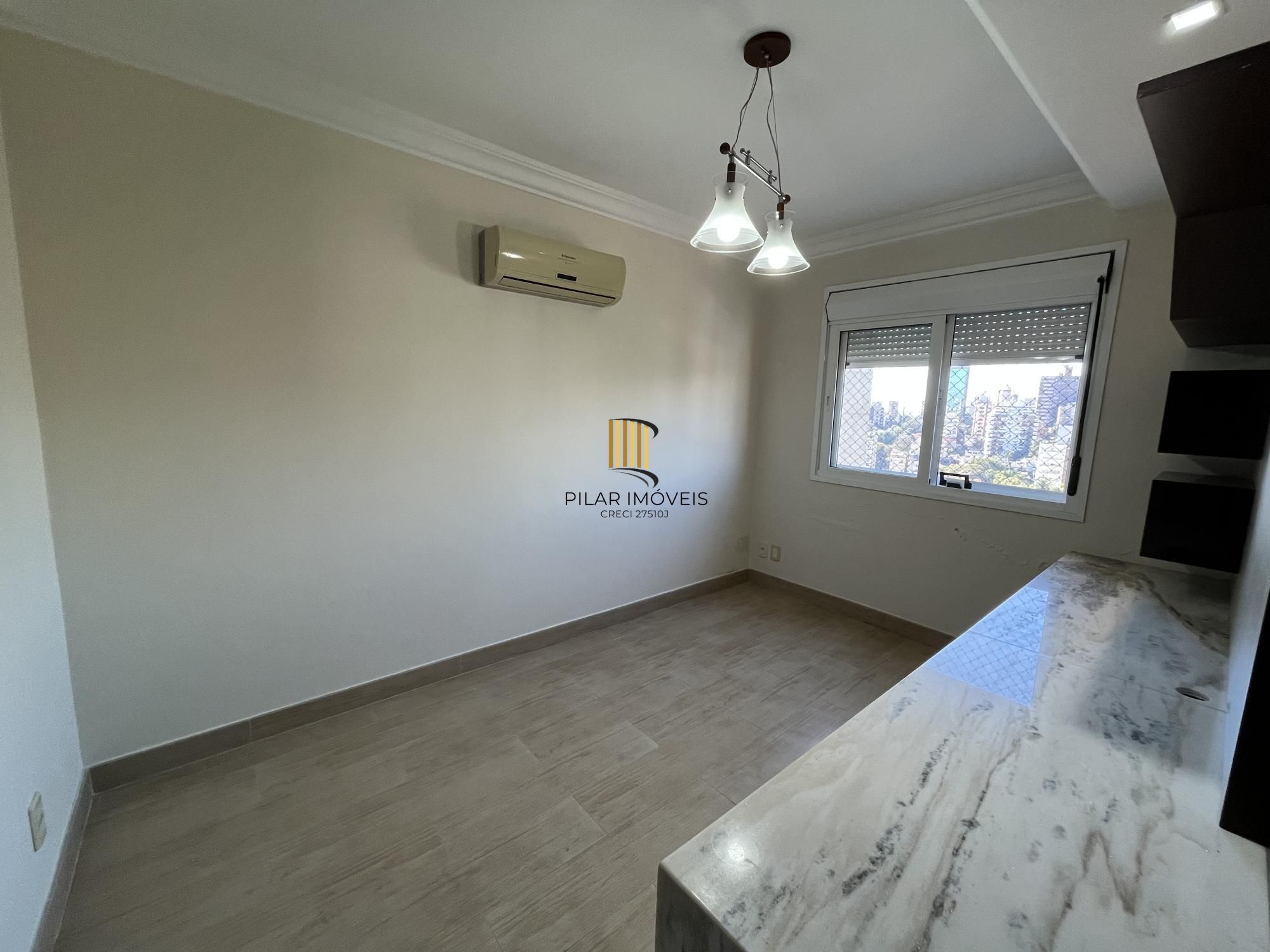Apartamento de 3 quartos, suíte e 2 vagas de garagem no bairro Higienópolis POA