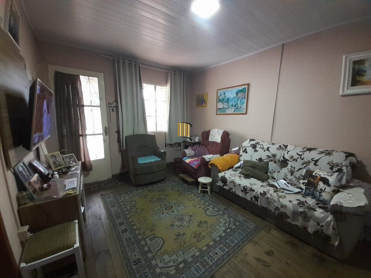 Casa 2 dormitórios no bairro Costa e Silva