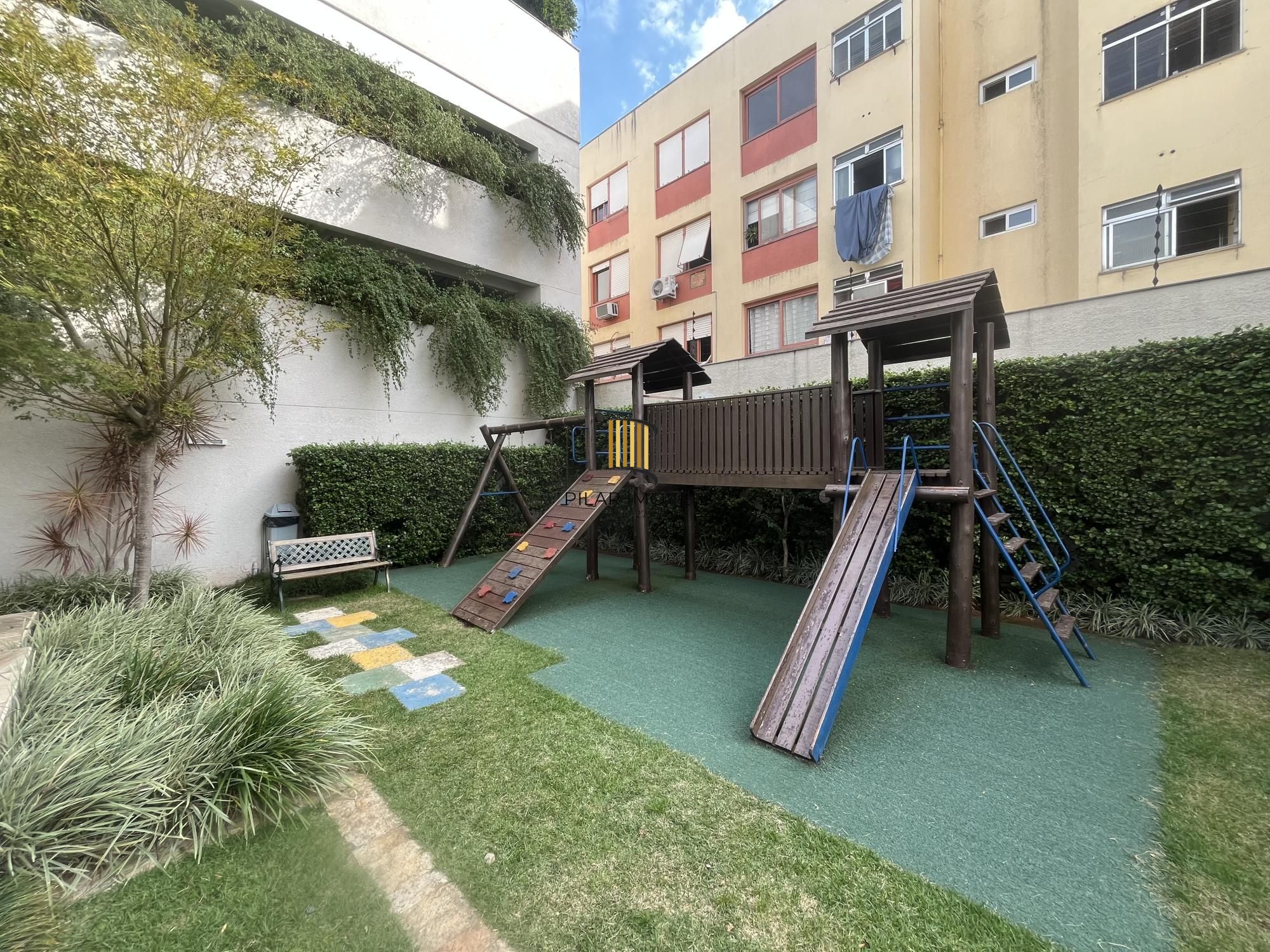 Apartamento de 3 quartos, 1 suite tradicional 2 americanas,  4 vagas de garagem