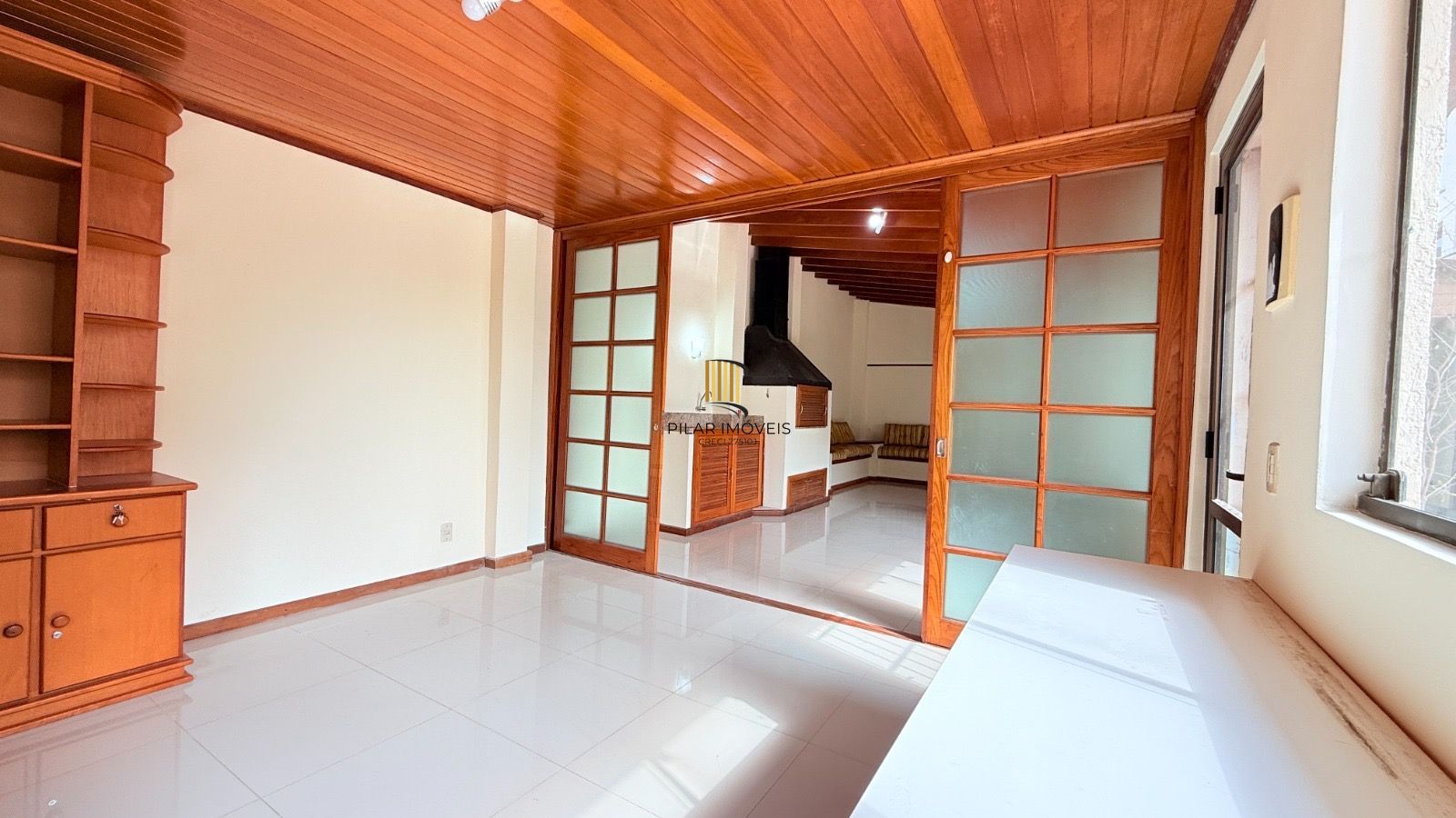 Apartamento de 2 quartos e 2 vagas de garagem no bairro Santana