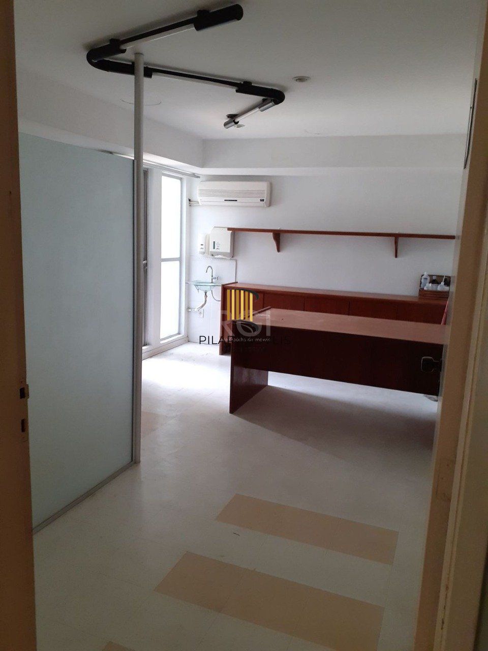 Conjunto/Sala para Venda - 96m², 0 dormitórios, Bom Fim