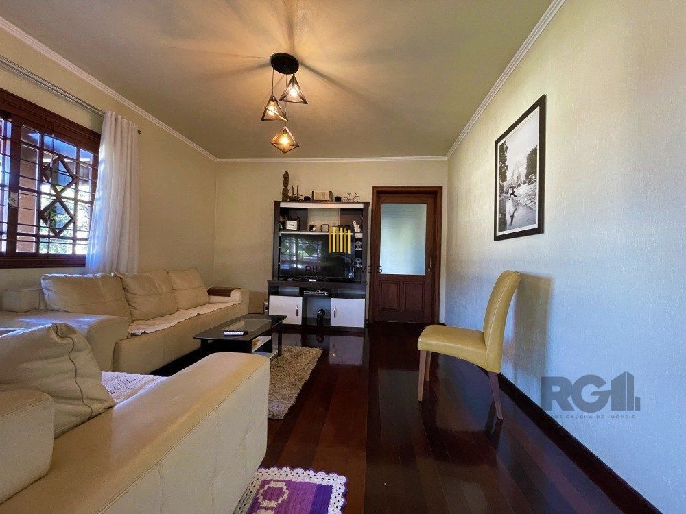Casa 3 dormitórios no bairro Bavária