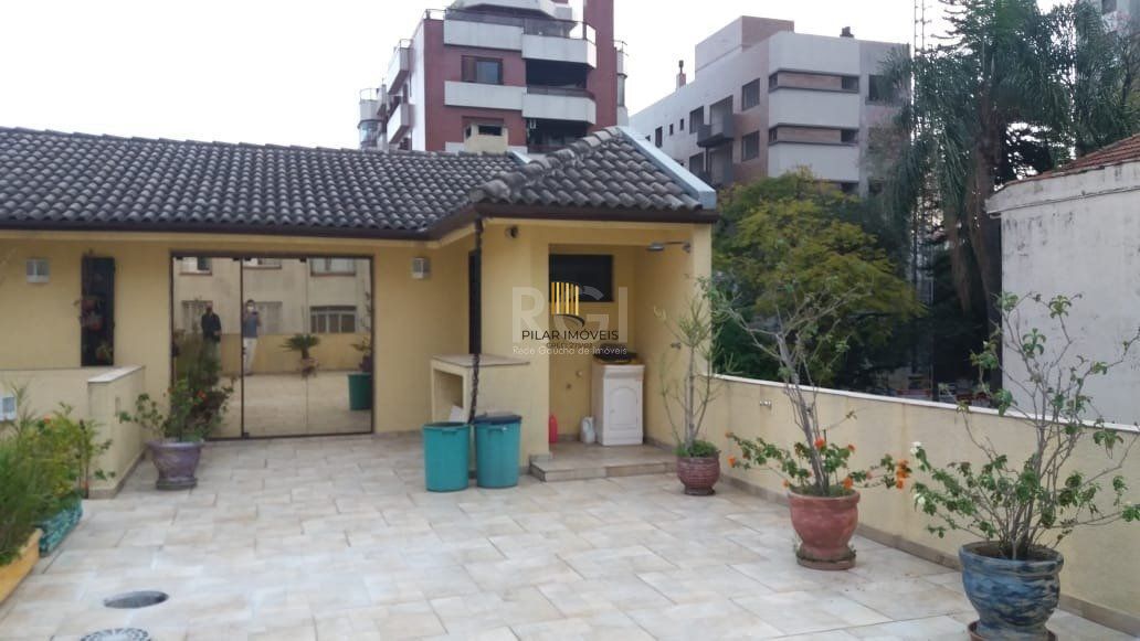 Casa para Venda - 300m², 5 dormitórios, sendo 1 suites, Bela Vista