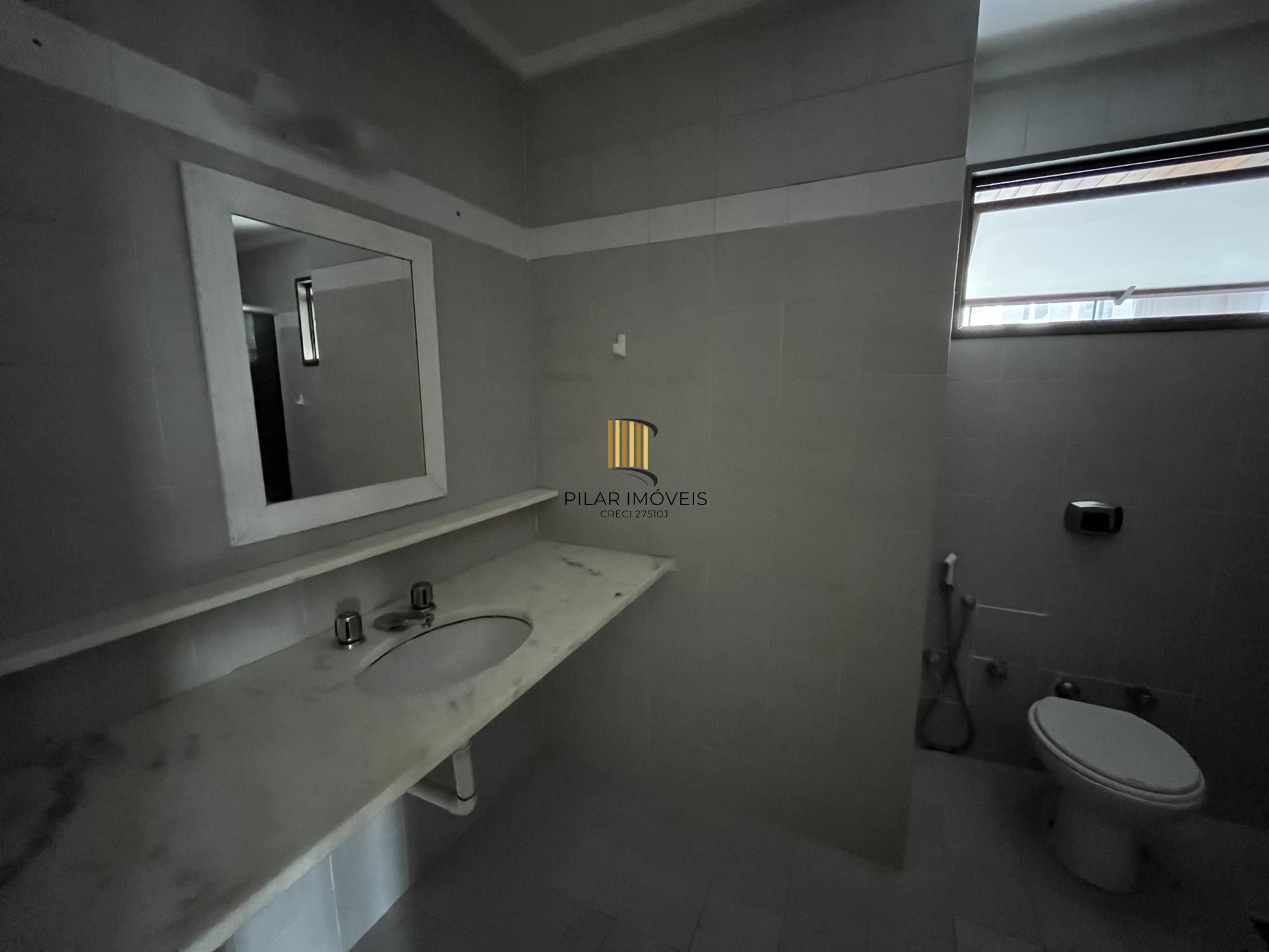 Apartamento de 2 quartos, churrasqueira, lareira e garagem no bairro Bela Vista