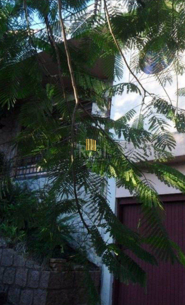 Casa 3 dormitórios no bairro Chácara das Pedras