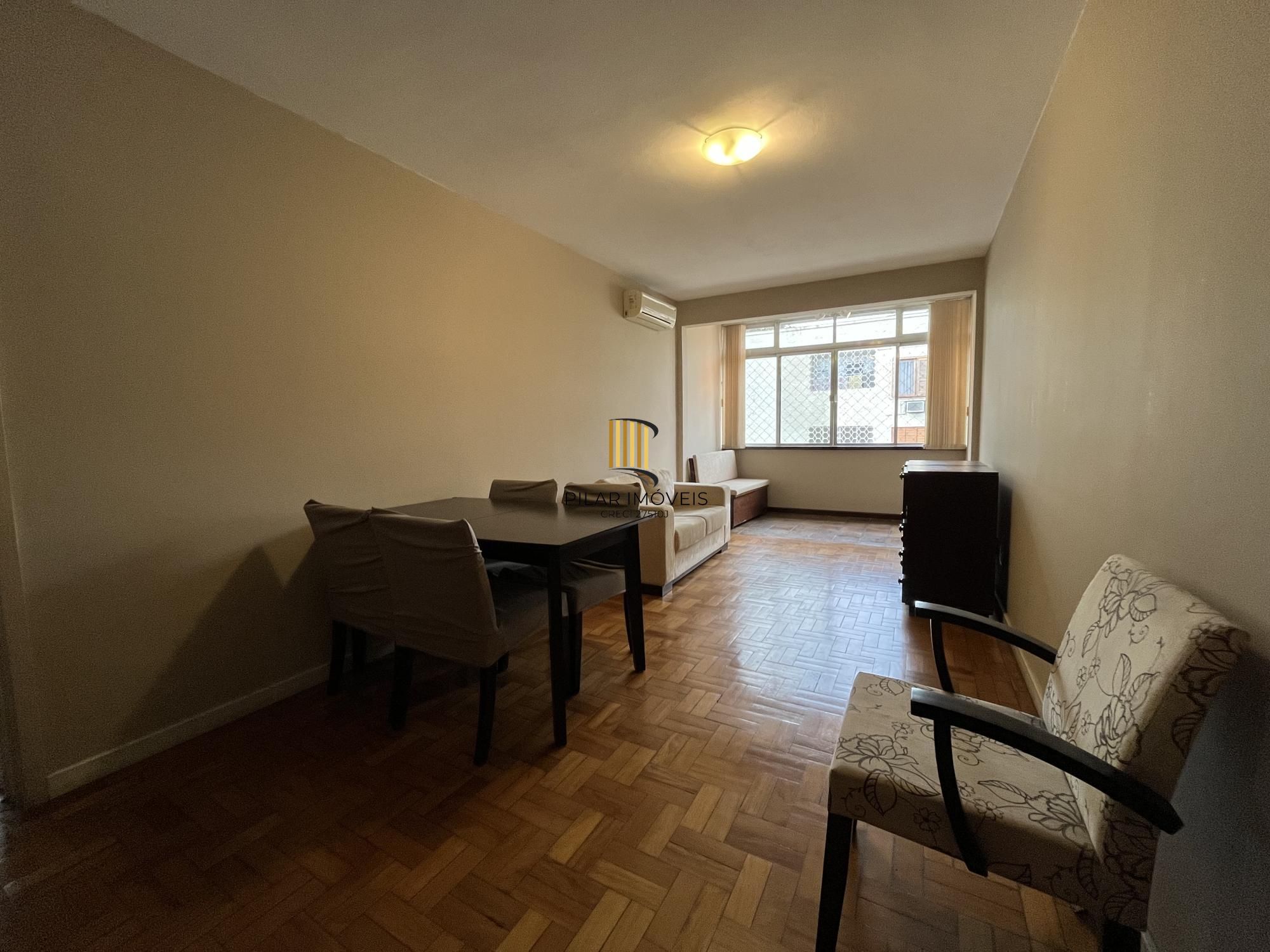 Apartamento de dois quartos e uma vaga de garagem no bairro Auxiliadora em POA