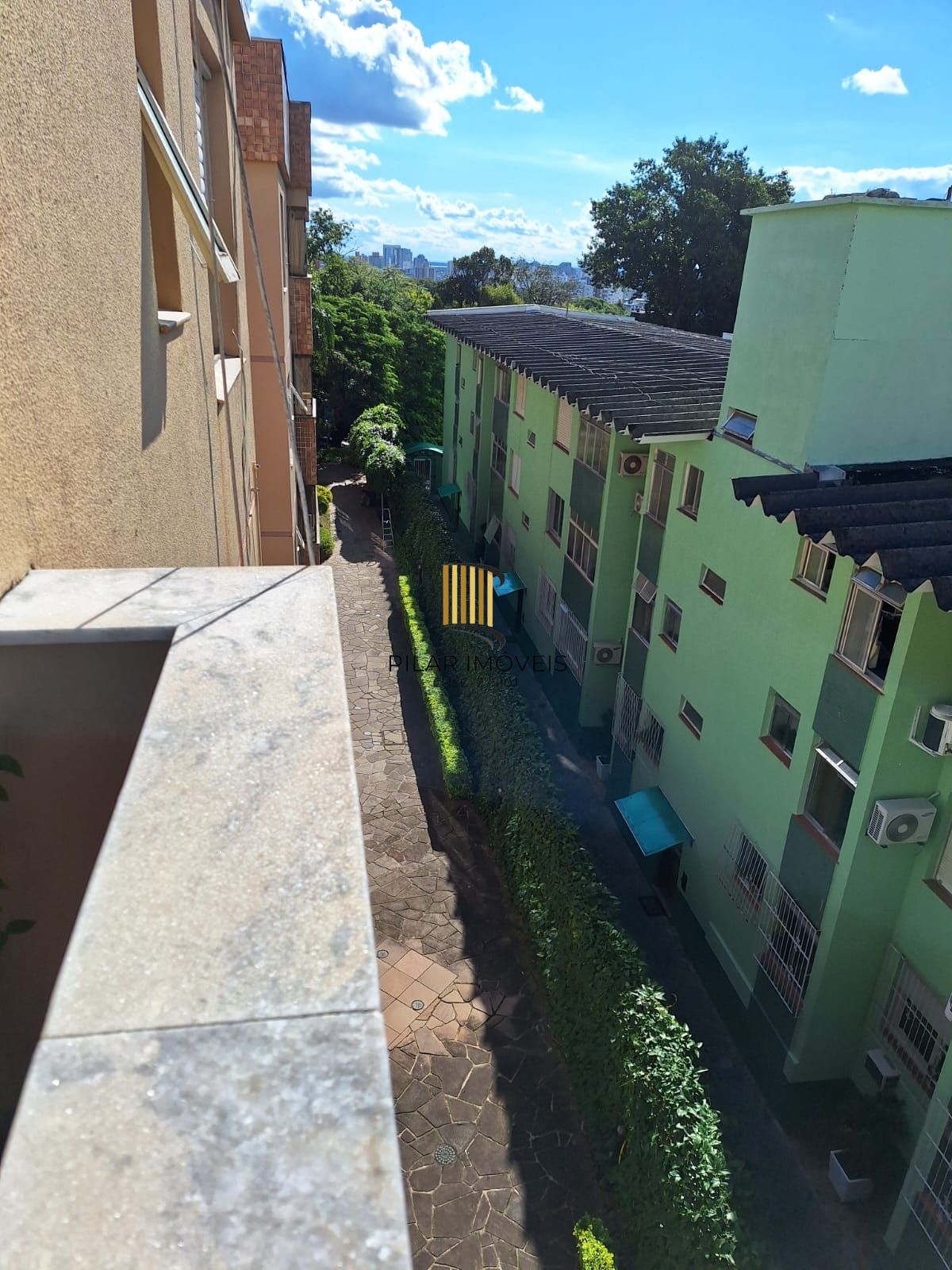 Apartamento de 2 quartos e 1 vaga de garagem no bairro Santo Antônio em POA/RS