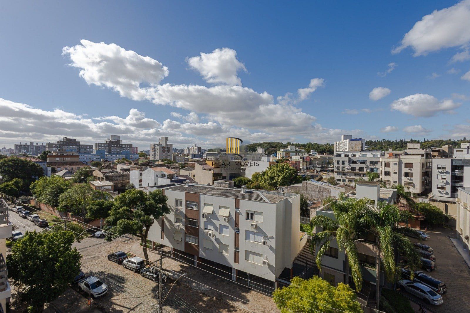 Apartamento de 2 quartos, suíte e 1 vaga garagem bairro Azenha em Porto Alegre