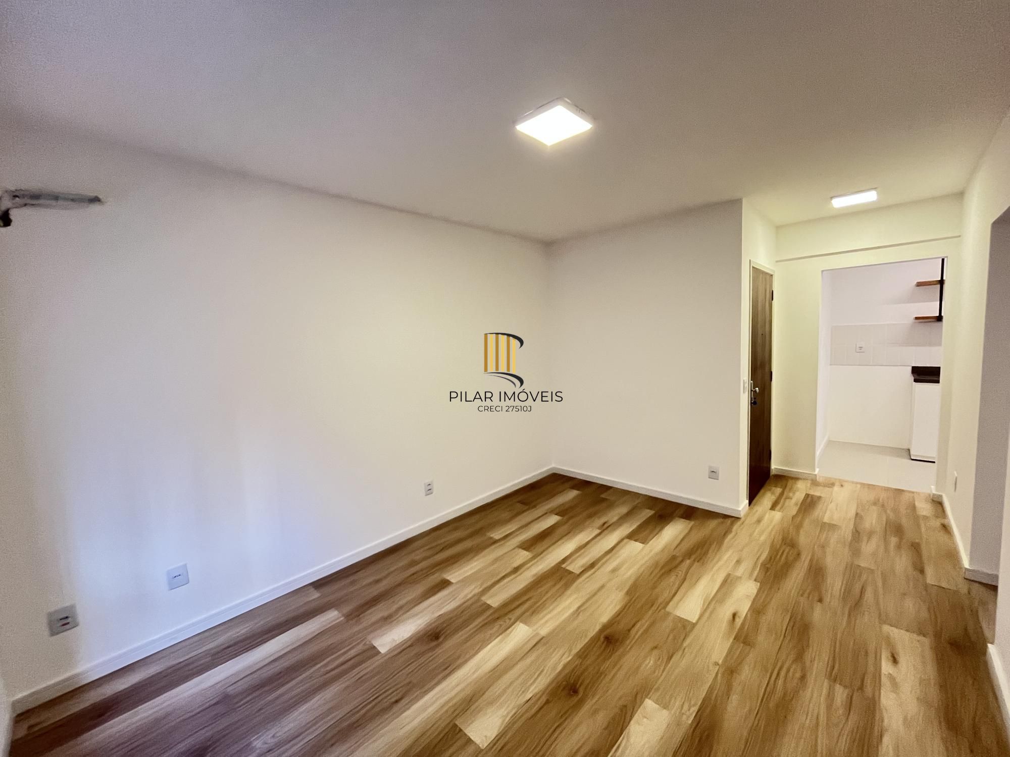 Apartamento de 2 quartos, suíte e 1 vaga de garagem no bairro Bom Fim em POA
