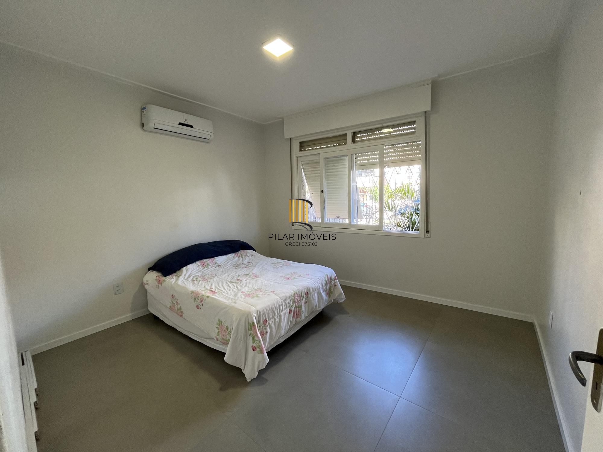 Apartamento térreo de dois quartos no bairro Farroupilha