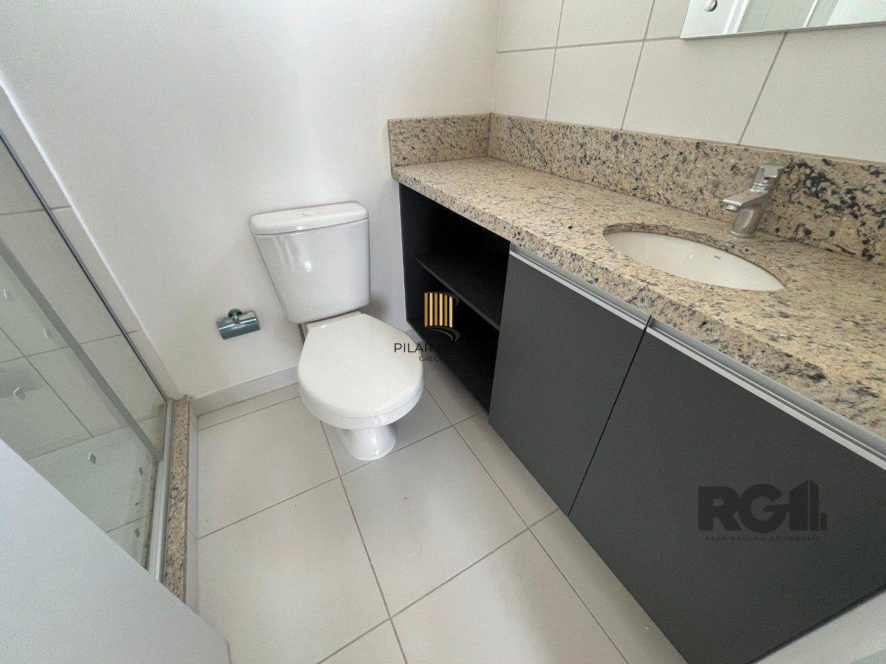 Apartamento para Venda - 54m², 2 dormitórios, sendo 1 suites, 1 vaga - Bom Jesus