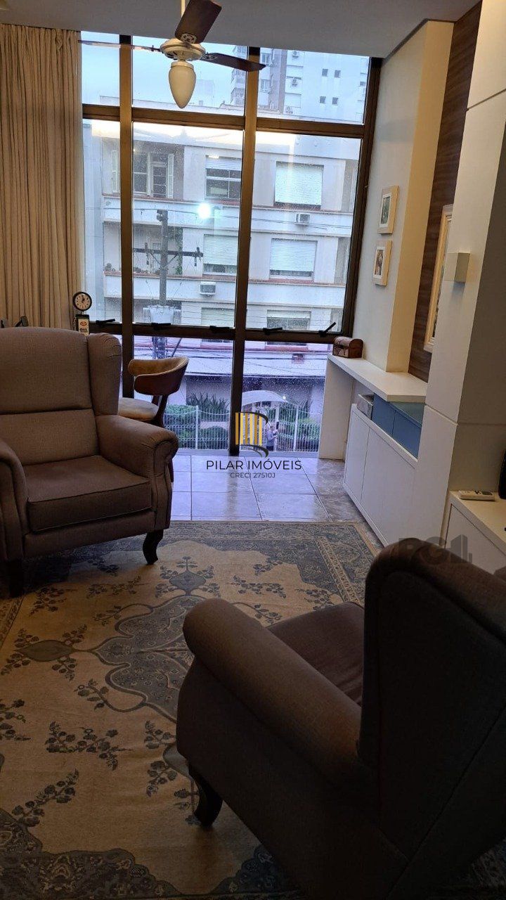 Sala comercial com 39,55 m² de área privativa. Localizado na Rua/Av. Felipe Camarão, no bairro Bom Fim em Porto Alegre.