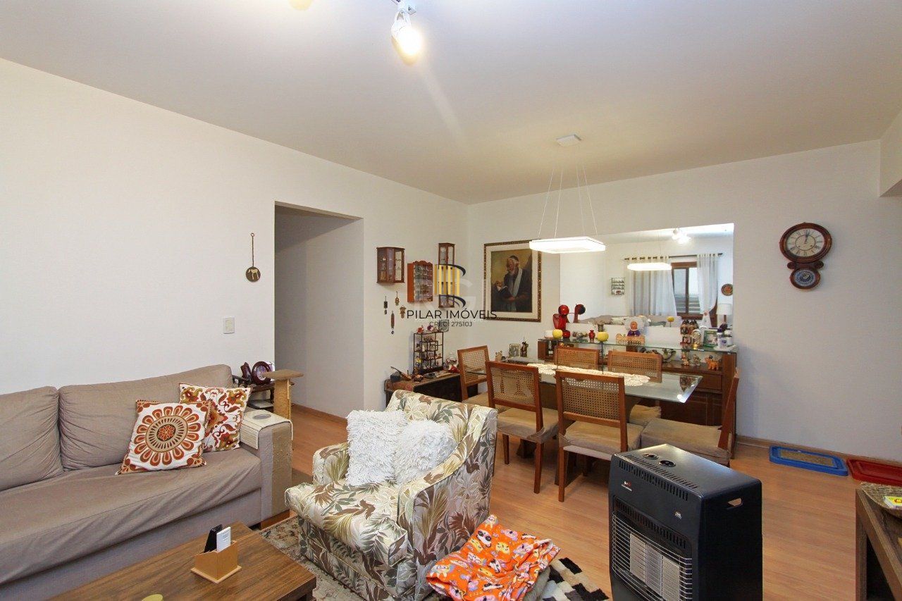 Apartamento para Venda - 115.09m², 3 dormitórios, sendo 1 suites, 1 vaga - Petrópolis