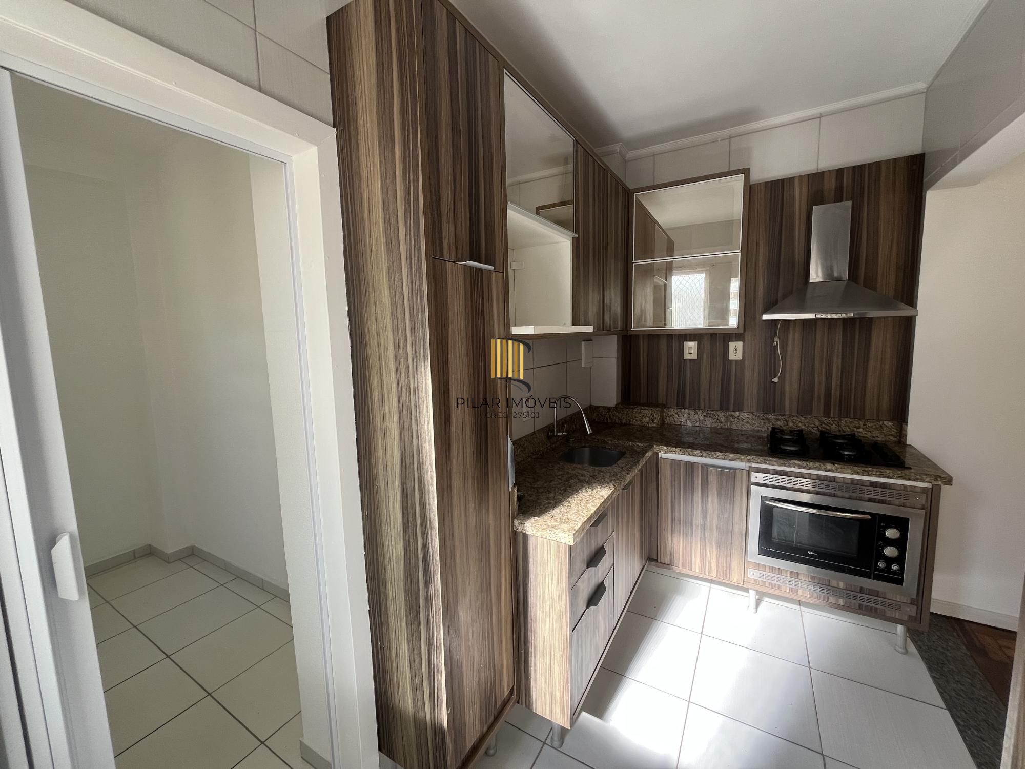 Reformado! Apartamento de 2 quartos no centro de Porto Alegre