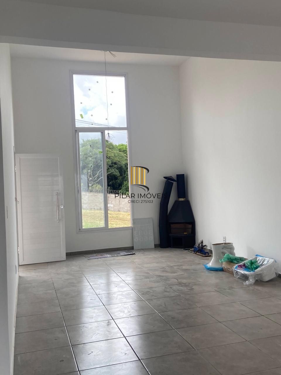 Casas de dois quartos e uma vaga de garagem em Porto Alegre Lomba do Pinheiro