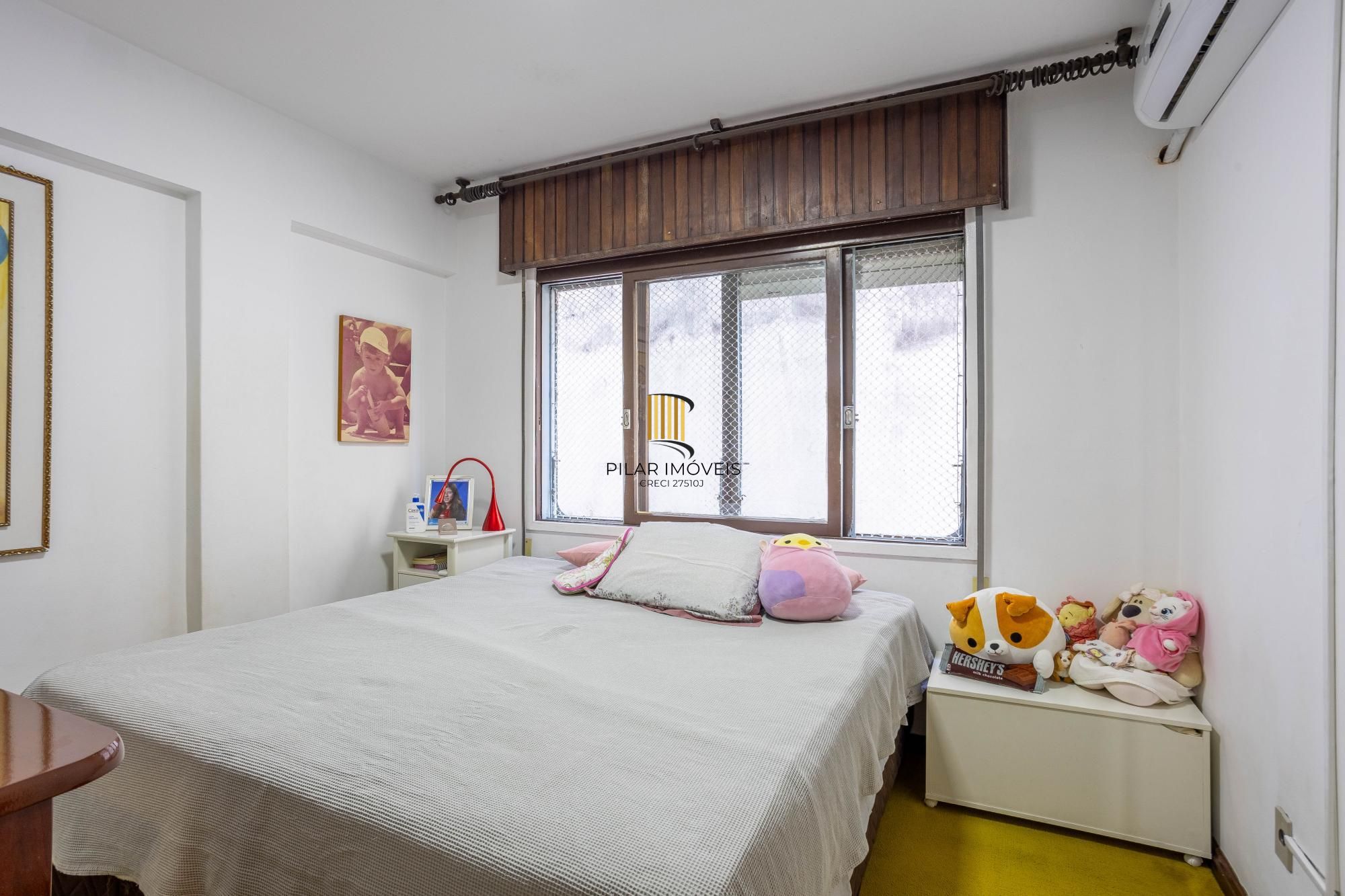 Apartamento de três quartos, suíte, dependência de empregada e 1 vaga de garagem