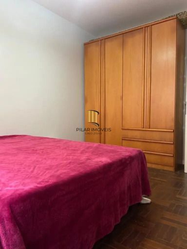 Apartamento de 1 dormitório no bairro Menino Deus em Porto Alegre