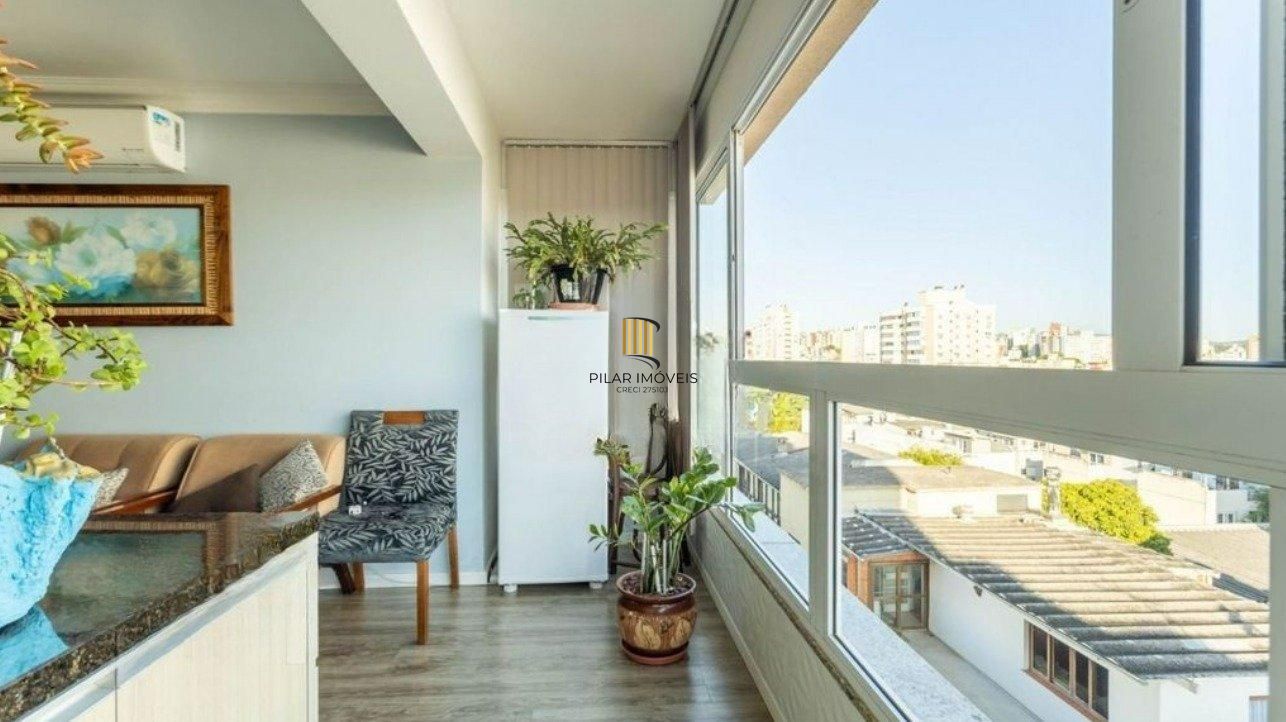 Apartamento de três quartos, suíte e uma vaga de garagem no bairro Santana