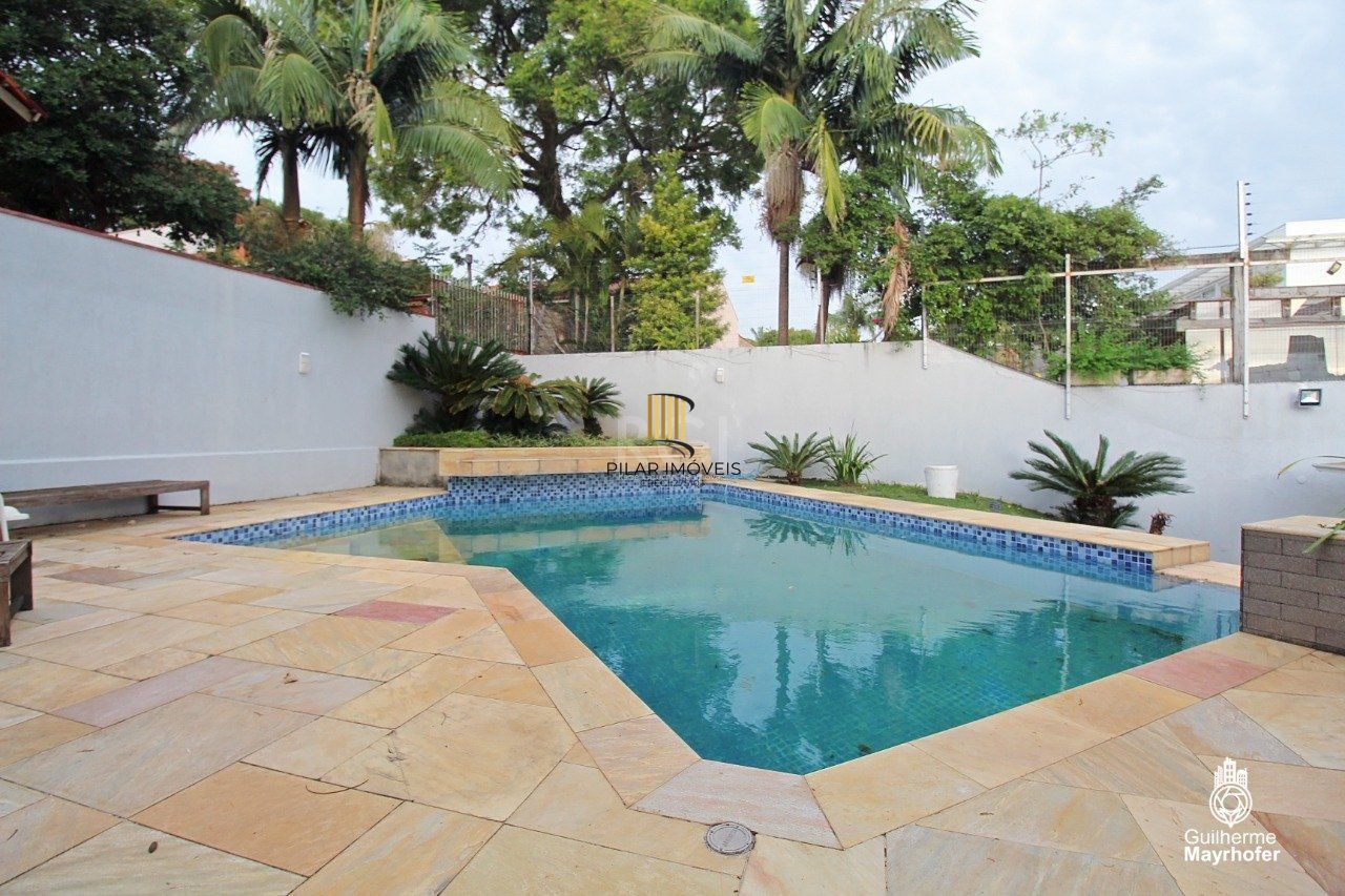 Casa para Venda - 650m², 4 dormitórios, sendo 3 suites, 4 vagas - Chácara das Pedras