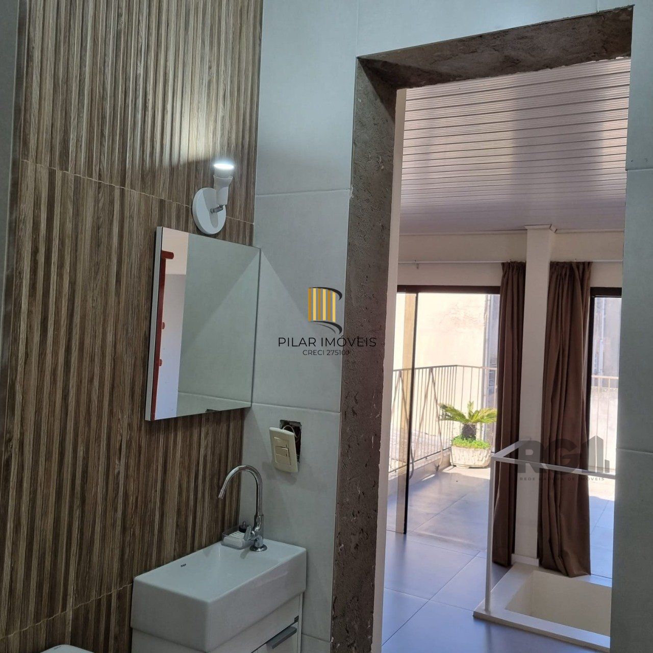 Apartamento de um quarto no bairro Santana em Porto Alegre.