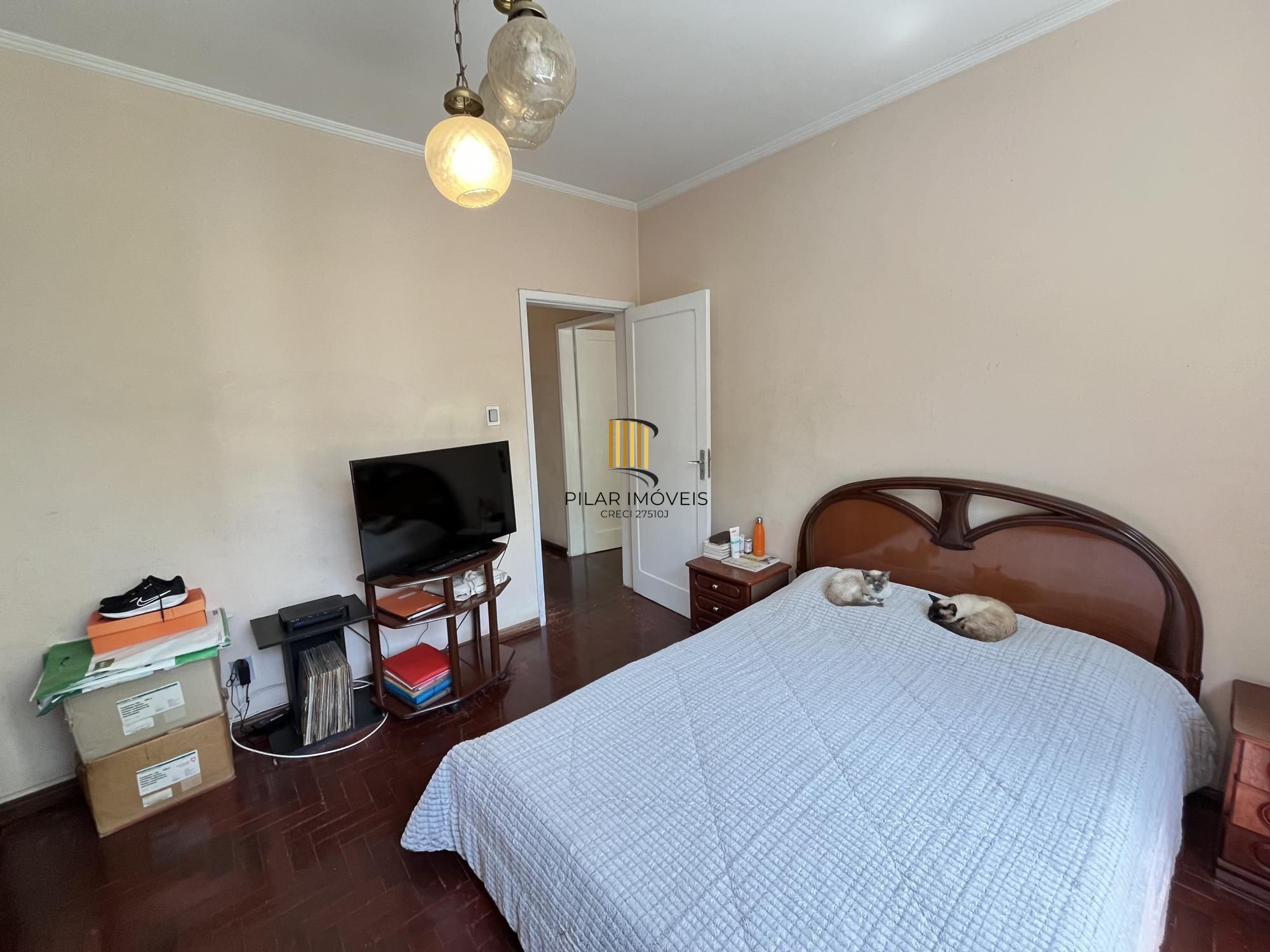 Apartamento de 3 quartos com dependência de empregada bairro Moinhos de Vento