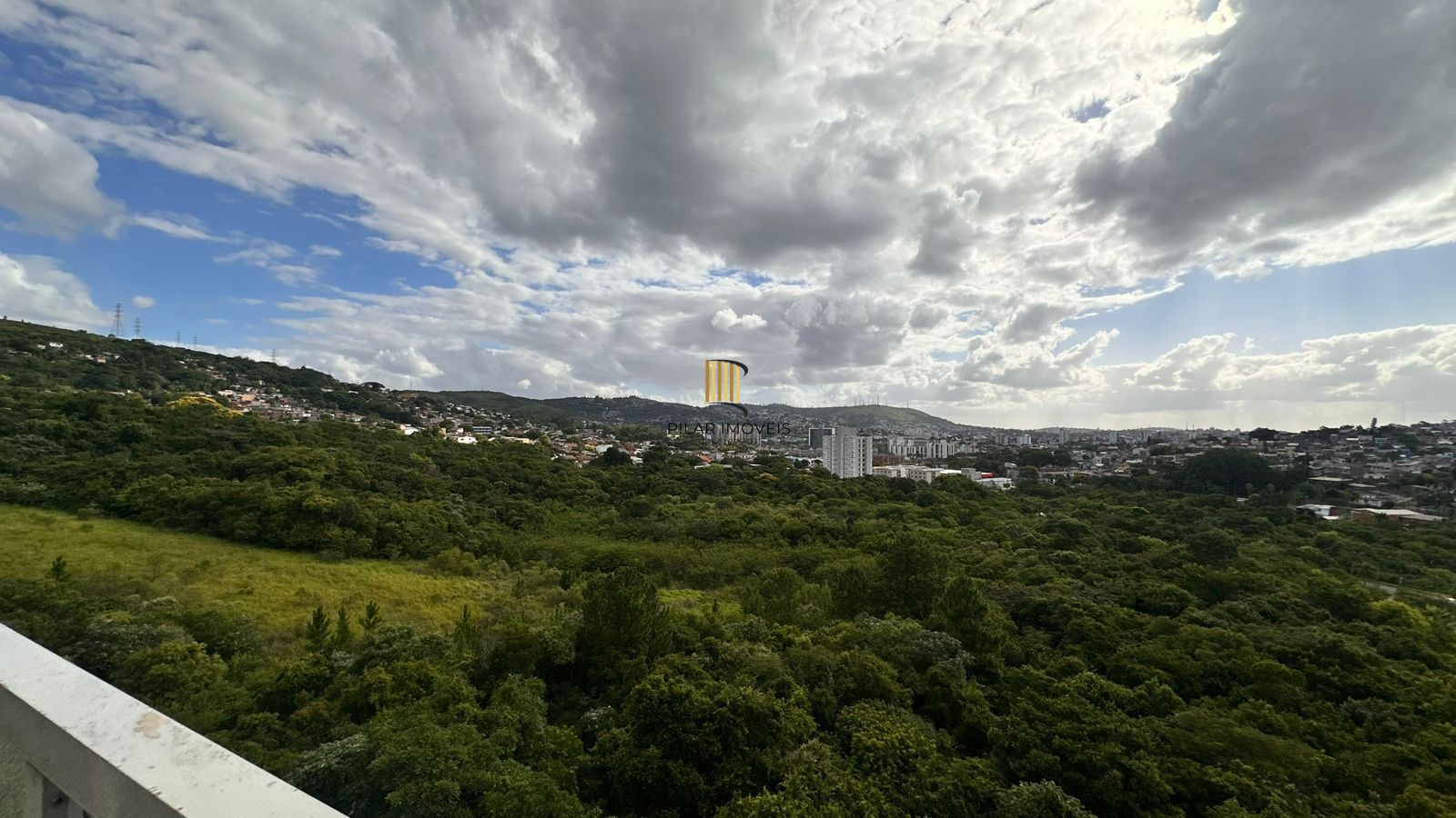 Apartamento Novo de dois dormitorios e duas vagas