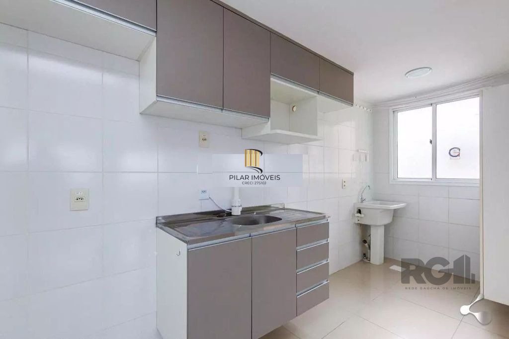Apartamento 2 dormitórios, sendo 1 suíte, 69 m² de área privativa e 1 vaga(s) de garagem. Localizado na Rua/Av. Dom Claudio Jose Goncalves Ponce De Leao, no bairro Vila Ipiranga em Porto Alegre.
