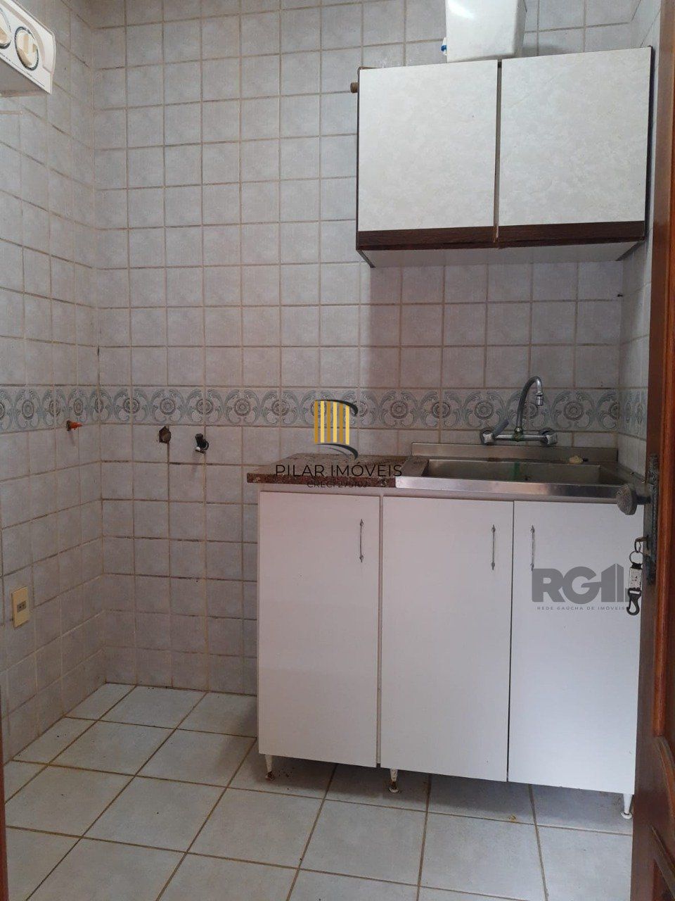 Sítio 4 dormitórios no bairro Fiuza