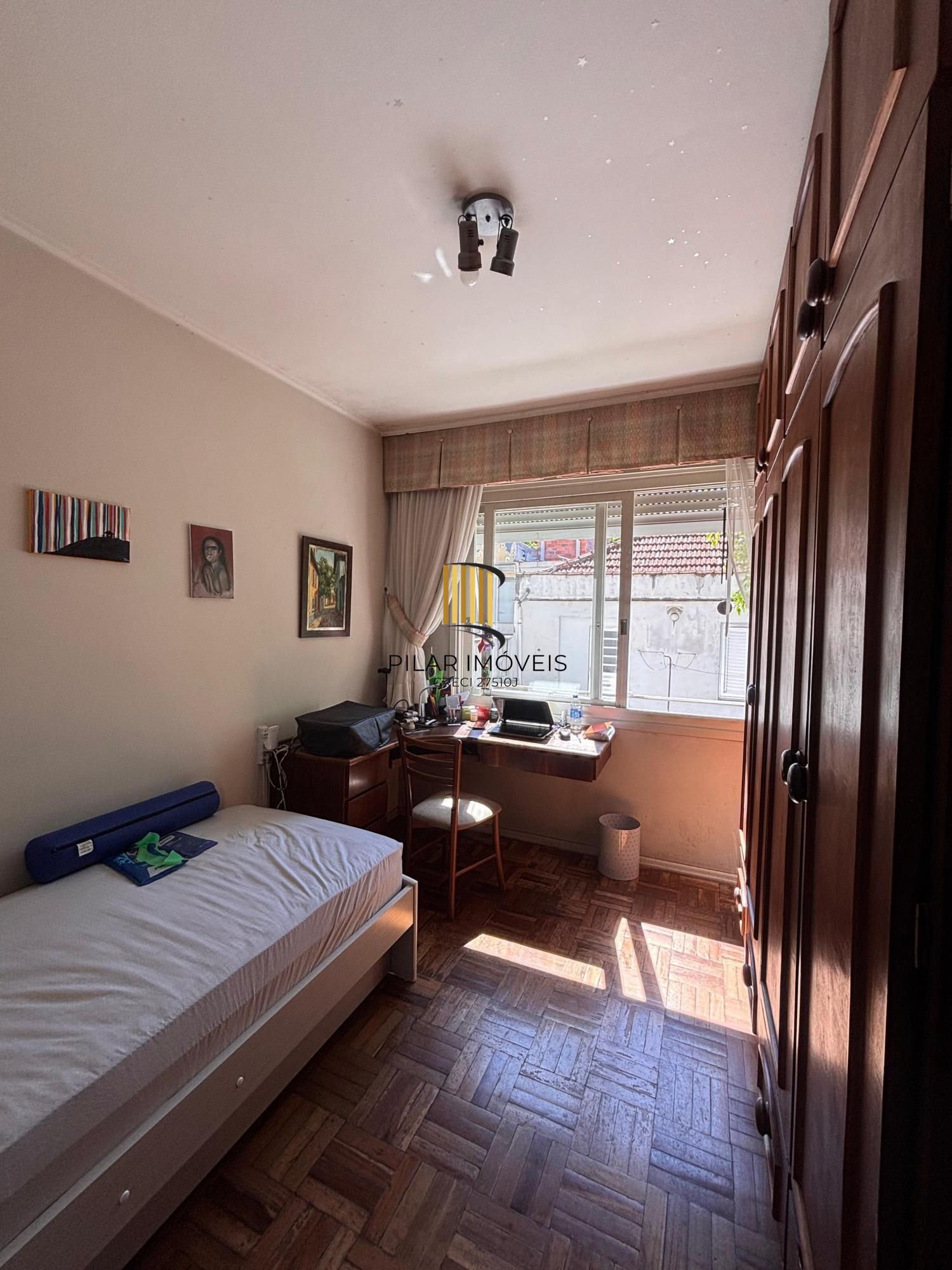 Apartamento de 2 quartos e 1 vaga de garagem bairro Santa Cecília Porto Alegre