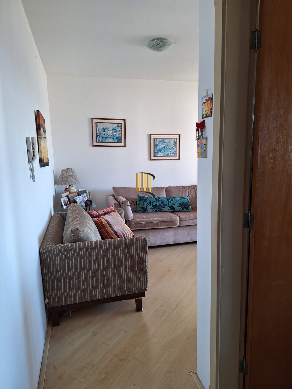 Apartamento de 2 quartos e 1 vaga de garagem no bairro Santo Antônio em POA/RS