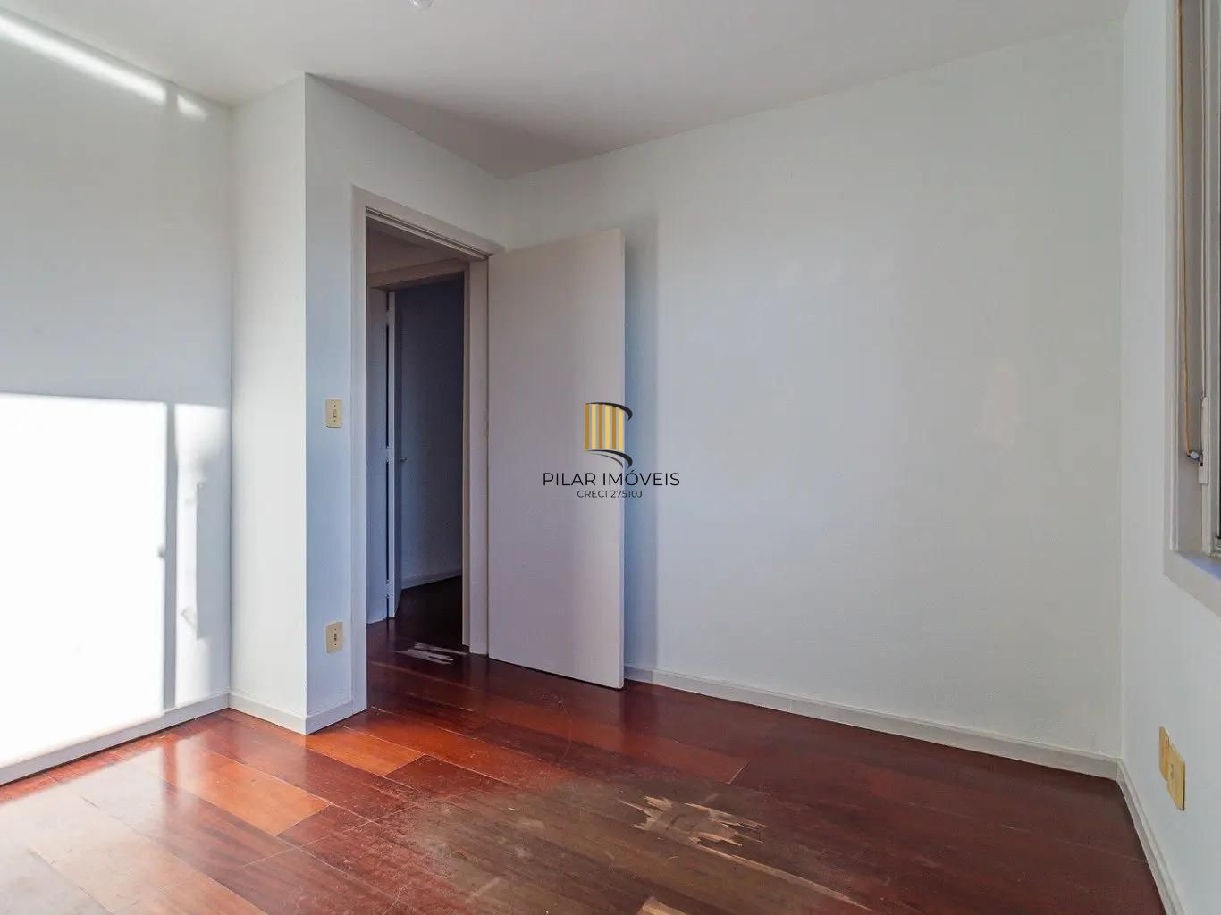 Apartamento de 2 quartos, 76m² privativos e 1 vaga de garagem junto ao Carrefour