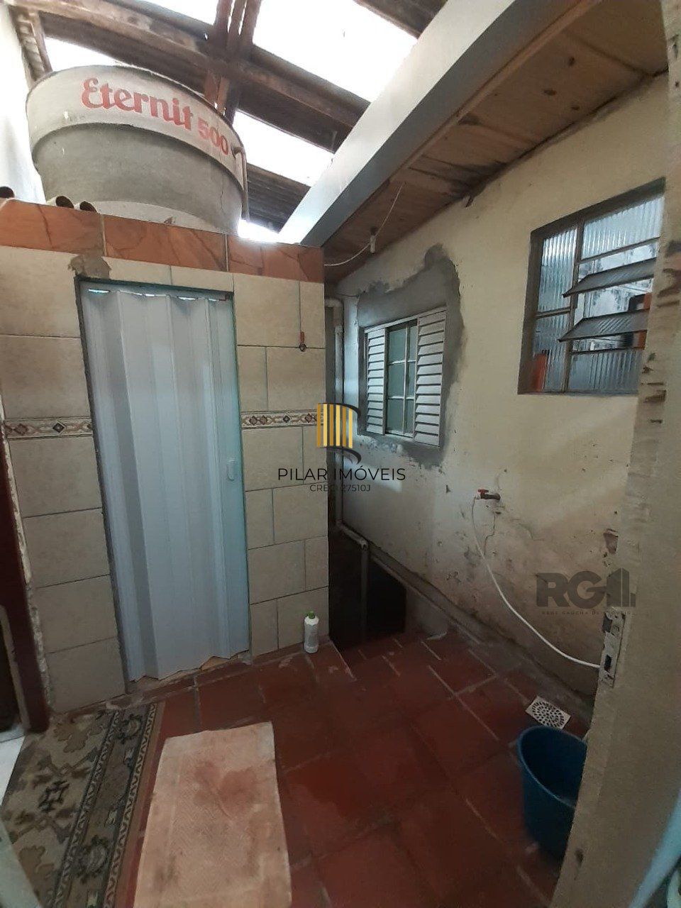 Casa 2 dormitórios no bairro Costa e Silva