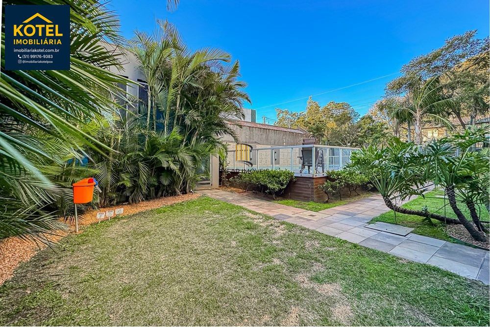 Apartamento de 2 dormitórios, suíte e 1 vaga de garagem no bairro Passo da Areia