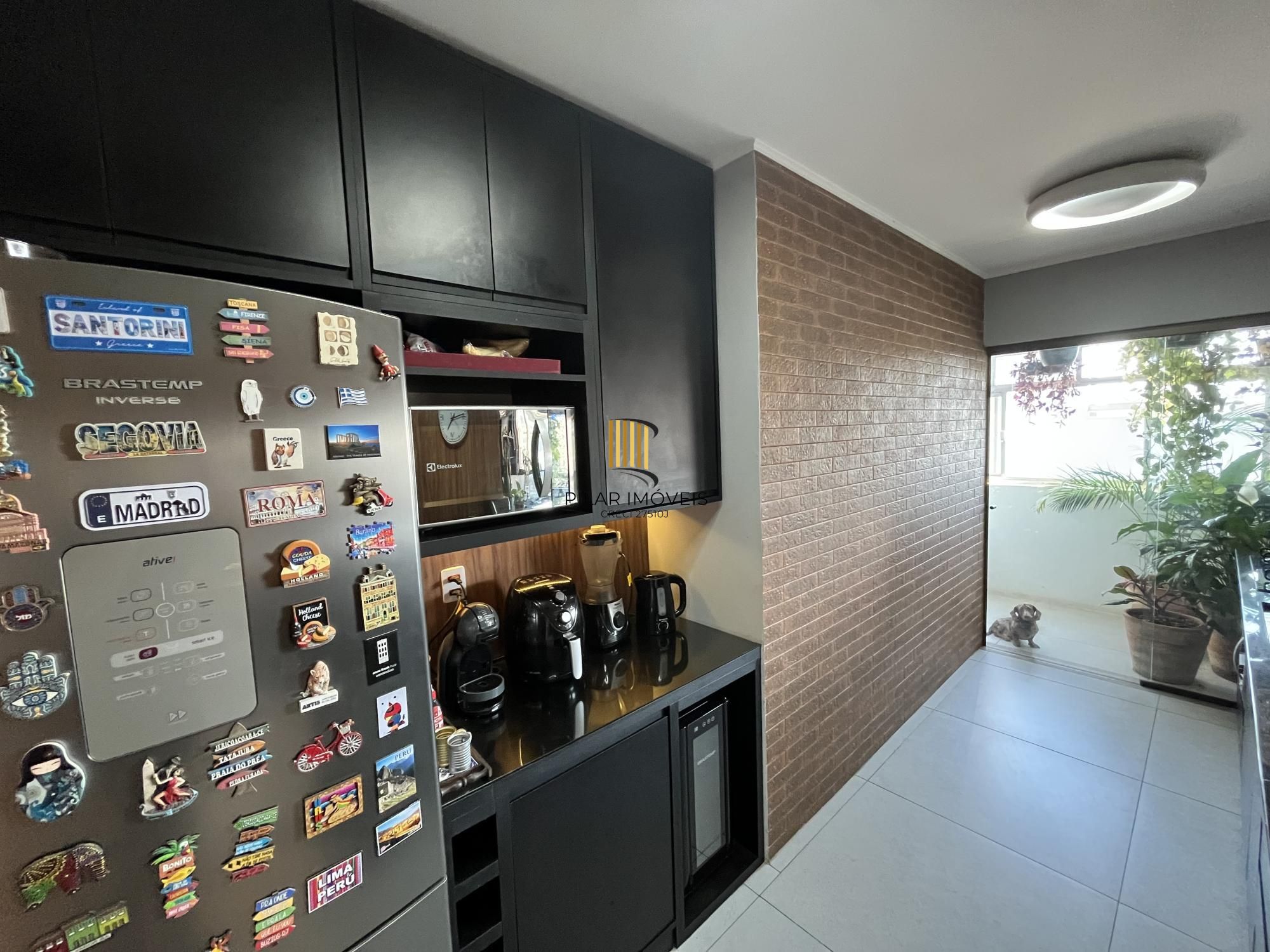 Apartamento de 2 quartos e 1 vaga de garagem no bairro Rio Branco Porto Alegre