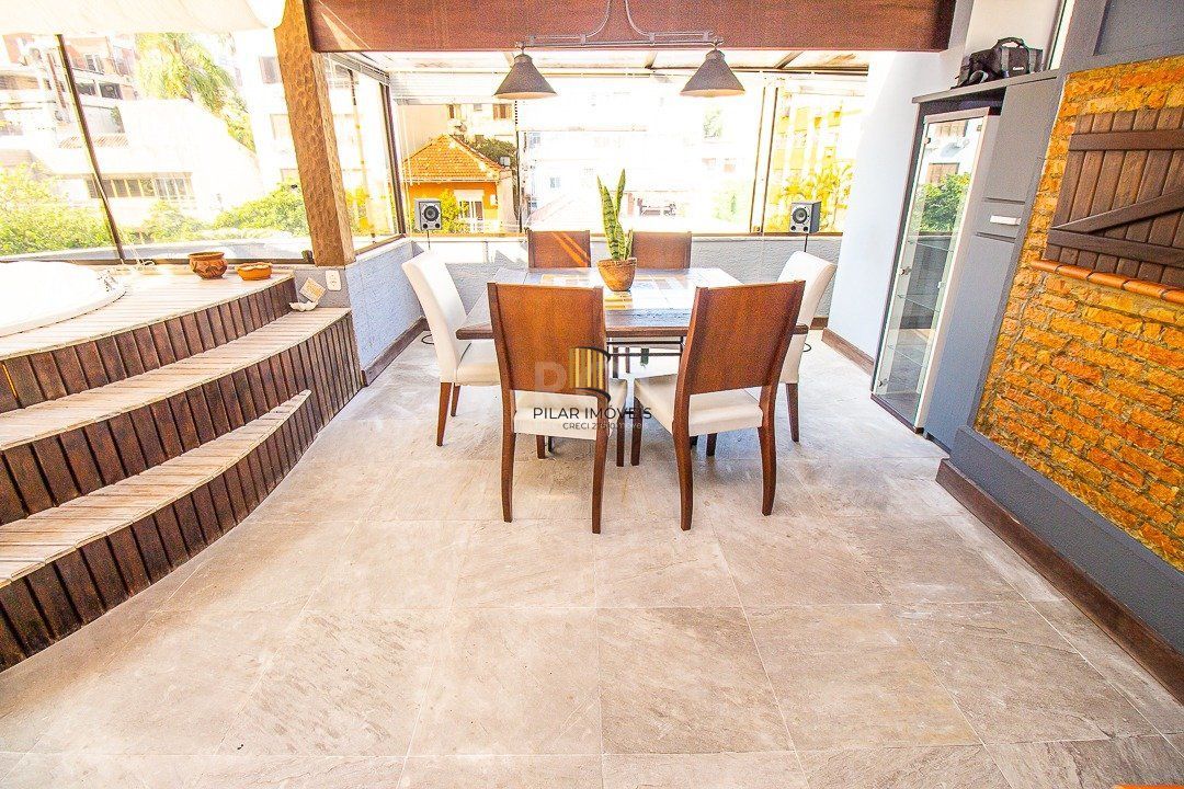 Cobertura para Venda - 116.36m², 2 dormitórios, sendo 1 suites, 1 vaga - Petrópolis