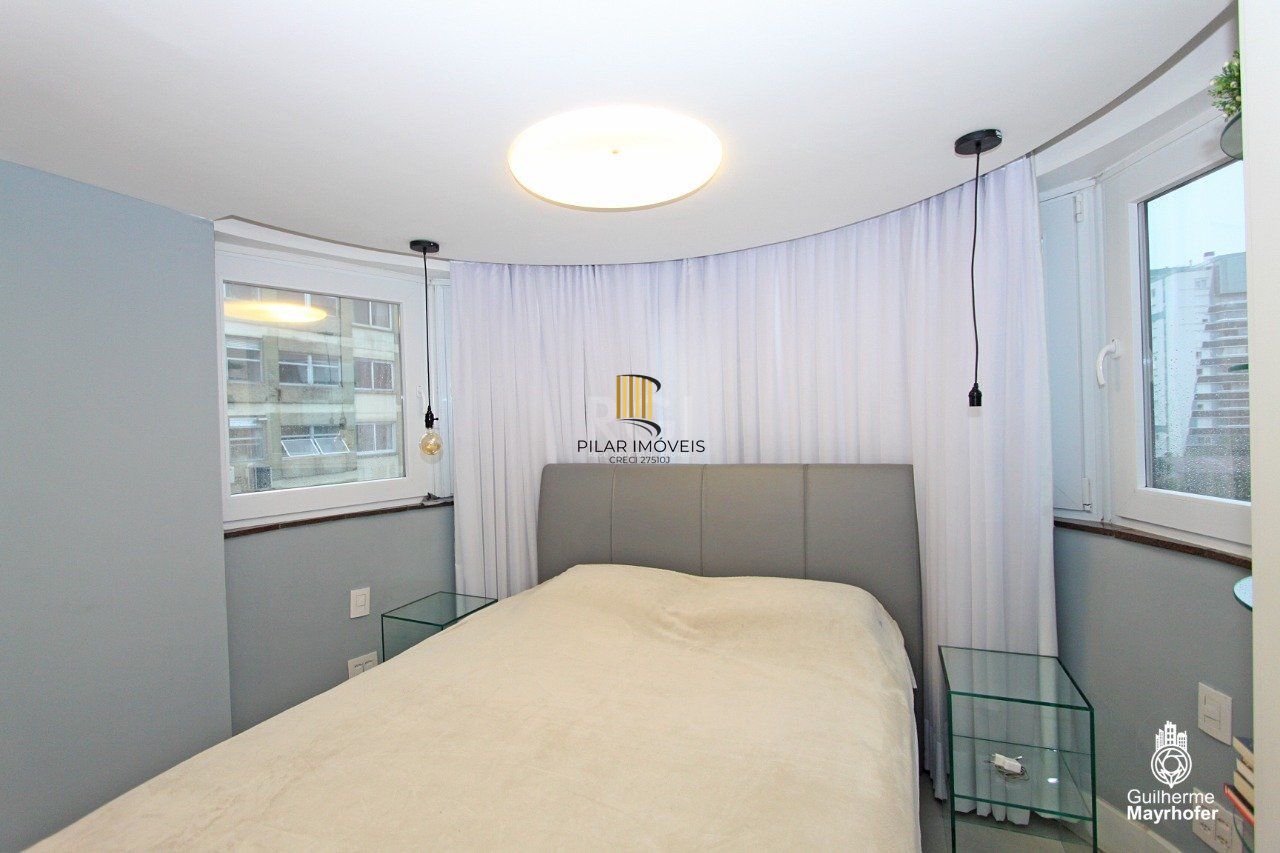 Cobertura para Venda - 327m², 3 dormitórios, sendo 3 suites, 5 vagas - Petrópolis