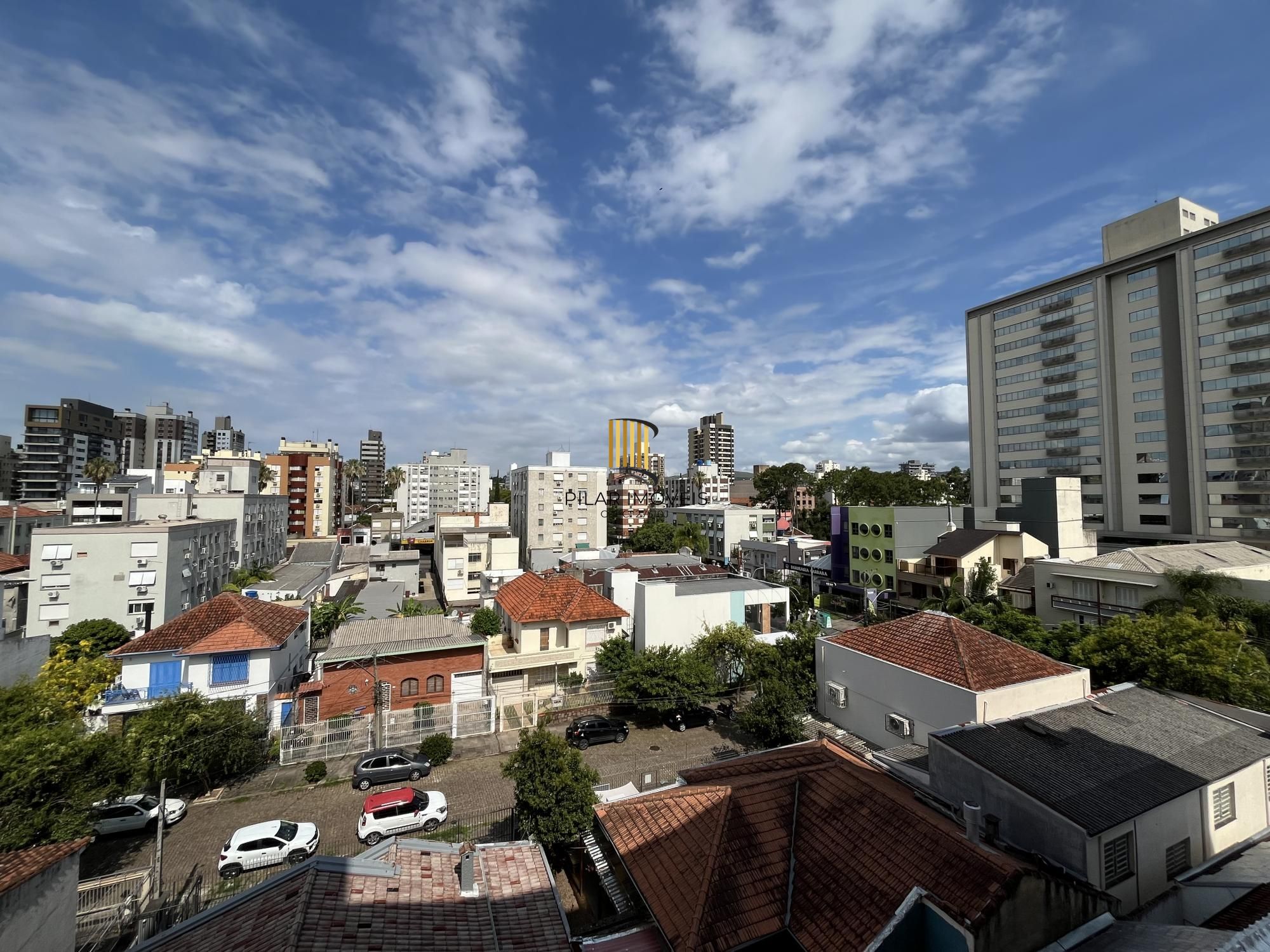 Apartamento de 2 quartos e 1 vaga de garagem no bairro Menino Deus Porto Alegre