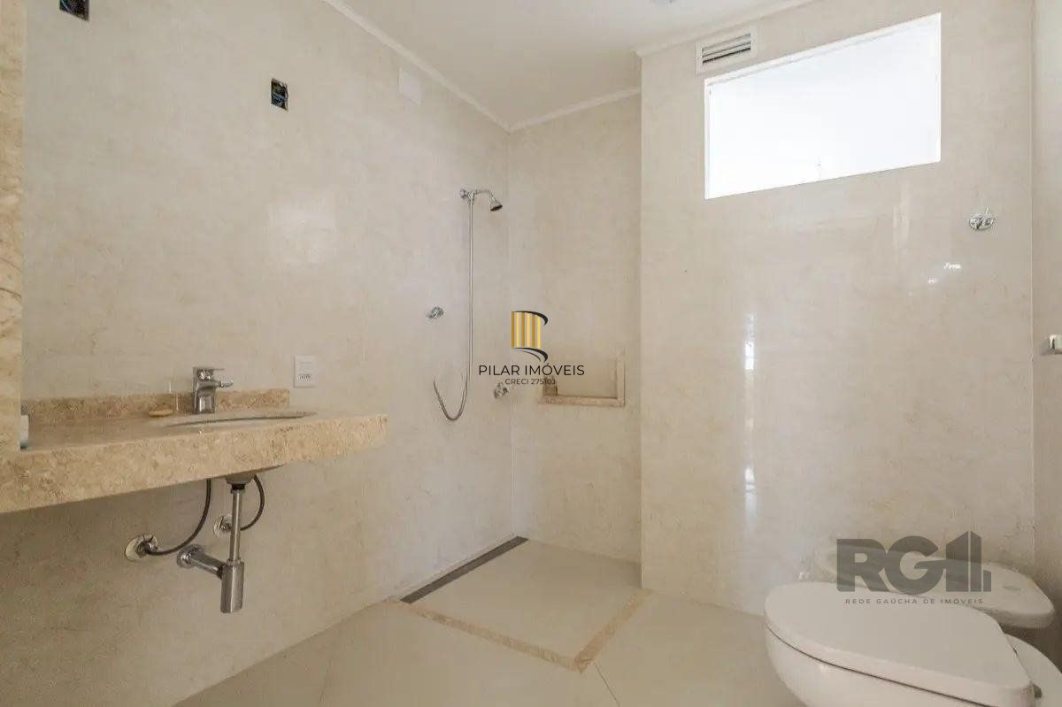 Apartamento 4 dormitorios vaga e elevador Centro Histórico Porto Alegre